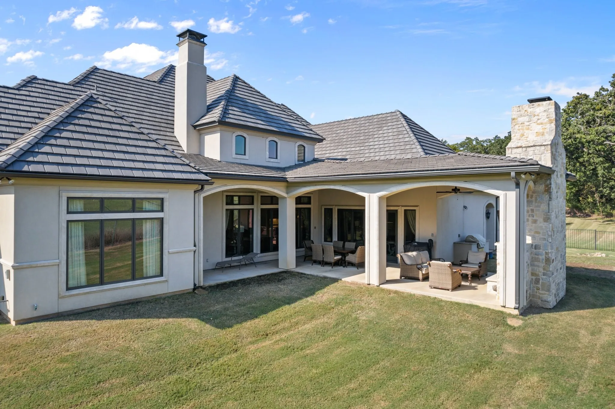 Single Family Residence For Sale in Tarrant County , 7947 Chartwell Lane, Fort Worth, Texas 76120, 5 Bedroom, 7 Bathroom, 3 Garage spaces, 5,832 Sqft, built in 2017, Price $1,795,000, mls#21349309, Real Estate Agent in Fort Worth, Homes For Sale in Tarrant county, Homes For Sale in Fort Worth, Realtor in Fort Worth Texas, Real Estate Brokerage Independent Realty Texas, Luminita Cordes Realtor
