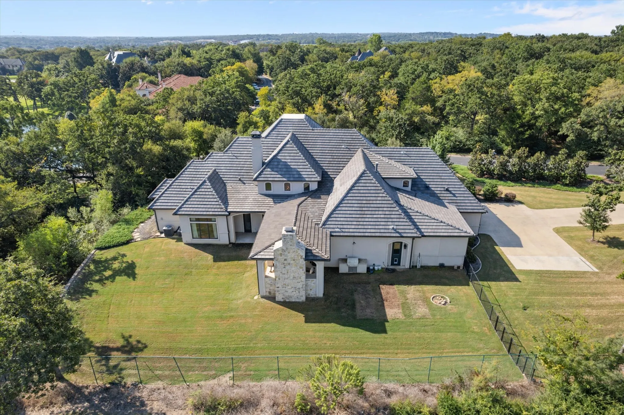 Single Family Residence For Sale in Tarrant County , 7947 Chartwell Lane, Fort Worth, Texas 76120, 5 Bedroom, 7 Bathroom, 3 Garage spaces, 5,832 Sqft, built in 2017, Price $1,795,000, mls#21349309, Real Estate Agent in Fort Worth, Homes For Sale in Tarrant county, Homes For Sale in Fort Worth, Realtor in Fort Worth Texas, Real Estate Brokerage Independent Realty Texas, Luminita Cordes Realtor