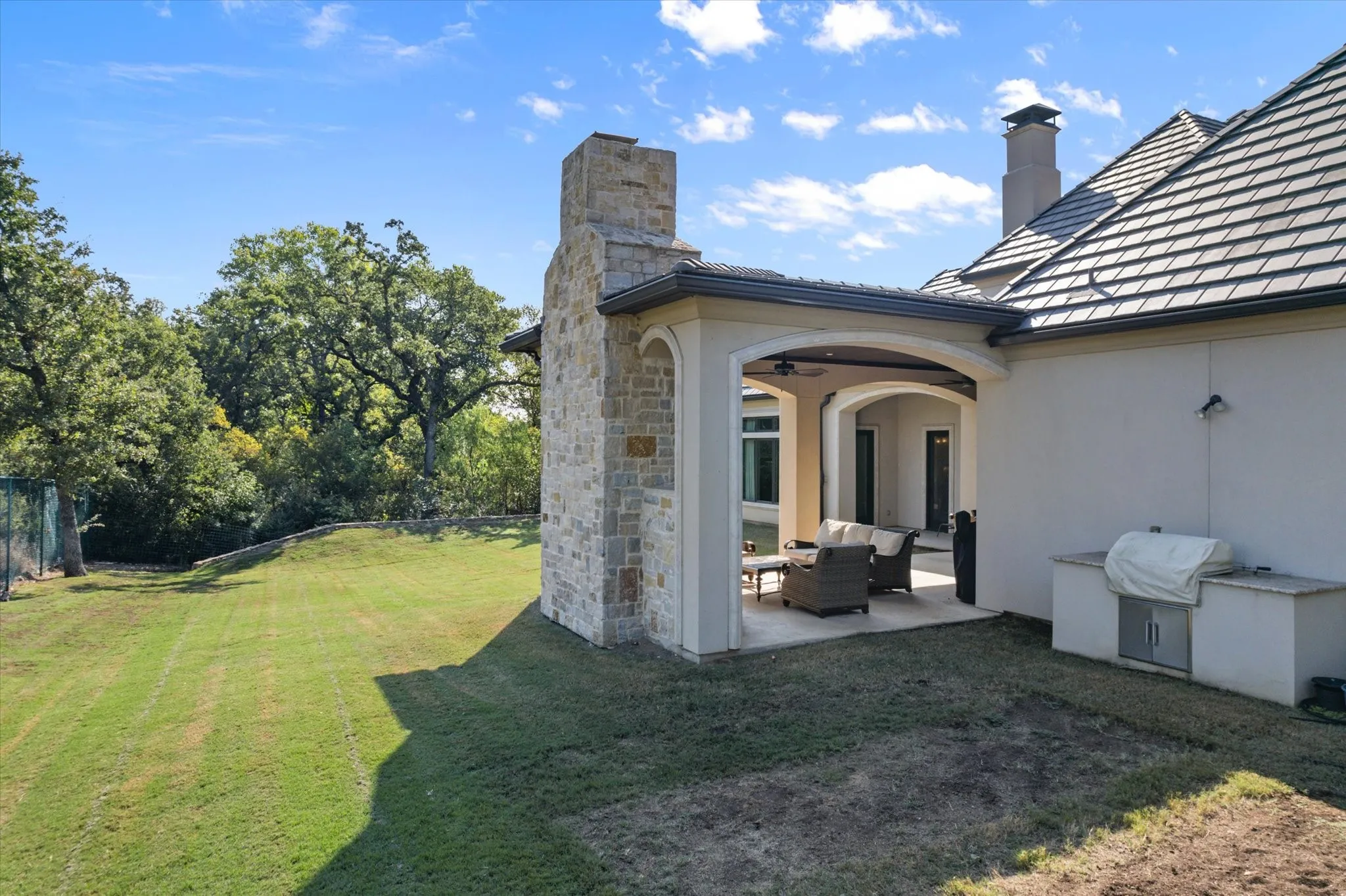 Single Family Residence For Sale in Tarrant County , 7947 Chartwell Lane, Fort Worth, Texas 76120, 5 Bedroom, 7 Bathroom, 3 Garage spaces, 5,832 Sqft, built in 2017, Price $1,795,000, mls#21349309, Real Estate Agent in Fort Worth, Homes For Sale in Tarrant county, Homes For Sale in Fort Worth, Realtor in Fort Worth Texas, Real Estate Brokerage Independent Realty Texas, Luminita Cordes Realtor