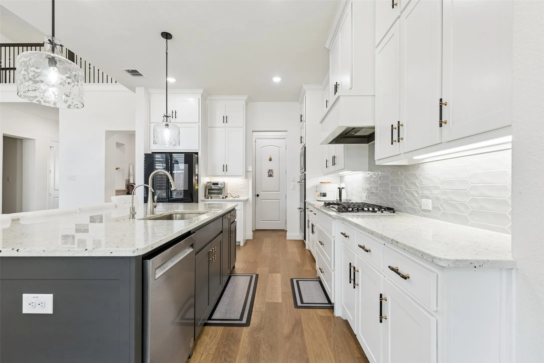 Single Family Residence For Sale in Collin County , 3520 Truro Street, Celina, Texas 75009, 5 Bedroom, 5 Bathroom, 3 Garage spaces, 4,033 Sqft, built in 2023, mls#21348568, Real Estate Agent in Celina, Homes For Sale in Collin county, Homes For Sale in Celina, Realtor in Celina Texas, Real Estate Brokerage Independent Realty Texas, Luminita Cordes Realtor