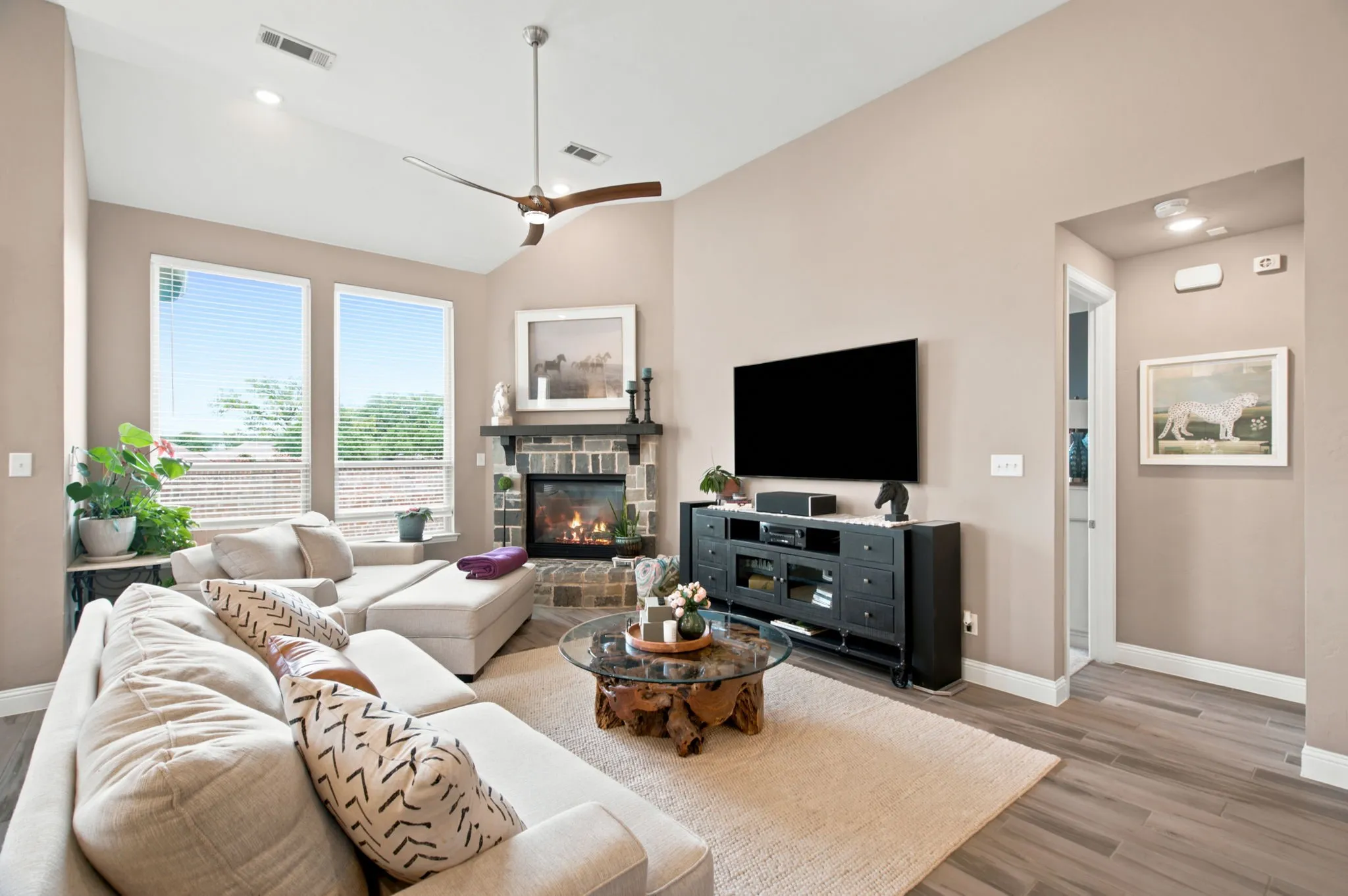 Single Family Residence For Sale in Denton County , 9308 Terrel Street, Argyle, Texas 76226, 4 Bedroom, 3 Bathroom, 2 Garage spaces, 2,248 Sqft, built in 2018, mls#21349222, Real Estate Agent in Argyle, Homes For Sale in Denton county, Homes For Sale in Argyle, Realtor in Argyle Texas, Real Estate Brokerage Independent Realty Texas, Luminita Cordes Realtor