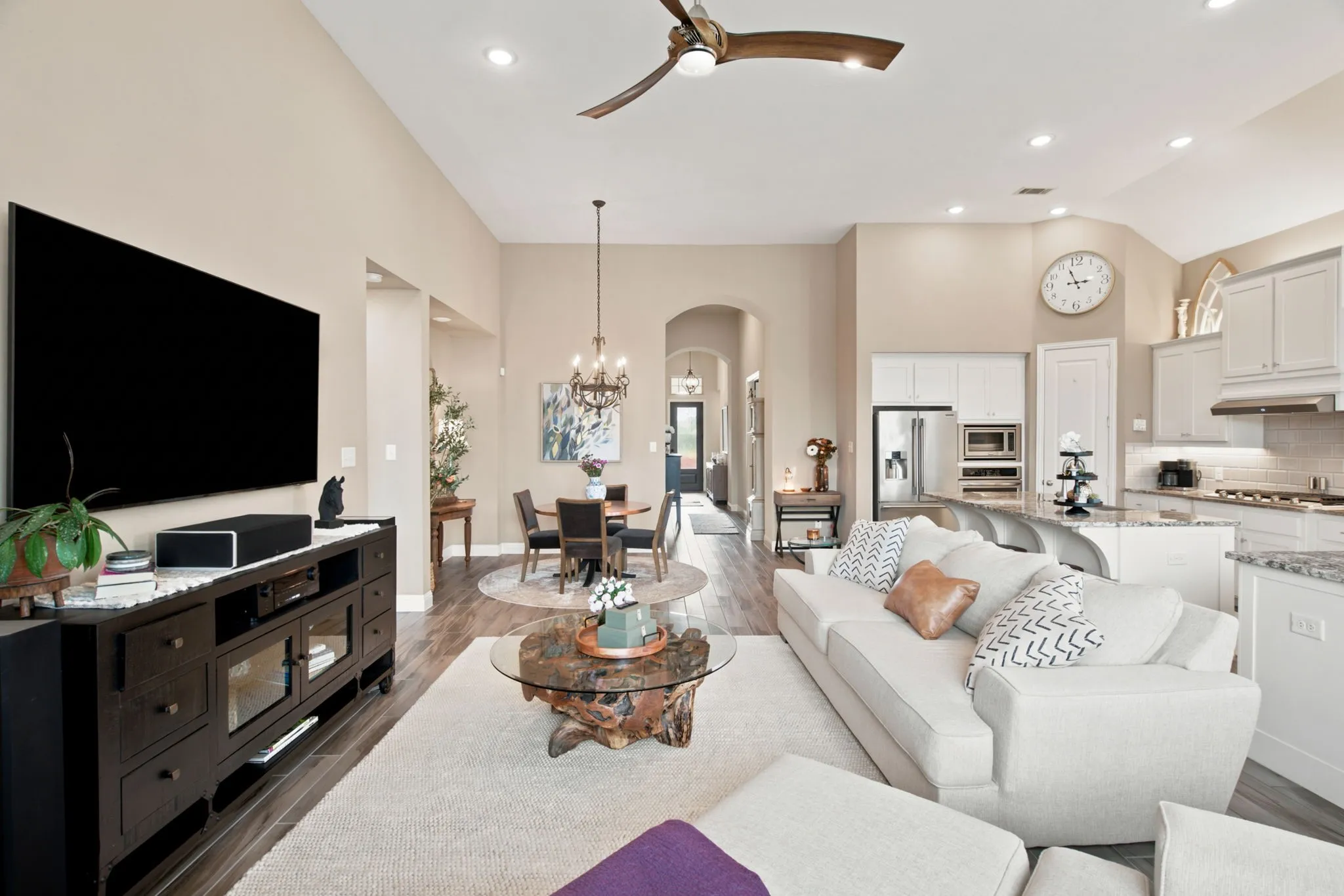 Single Family Residence For Sale in Denton County , 9308 Terrel Street, Argyle, Texas 76226, 4 Bedroom, 3 Bathroom, 2 Garage spaces, 2,248 Sqft, built in 2018, mls#21349222, Real Estate Agent in Argyle, Homes For Sale in Denton county, Homes For Sale in Argyle, Realtor in Argyle Texas, Real Estate Brokerage Independent Realty Texas, Luminita Cordes Realtor