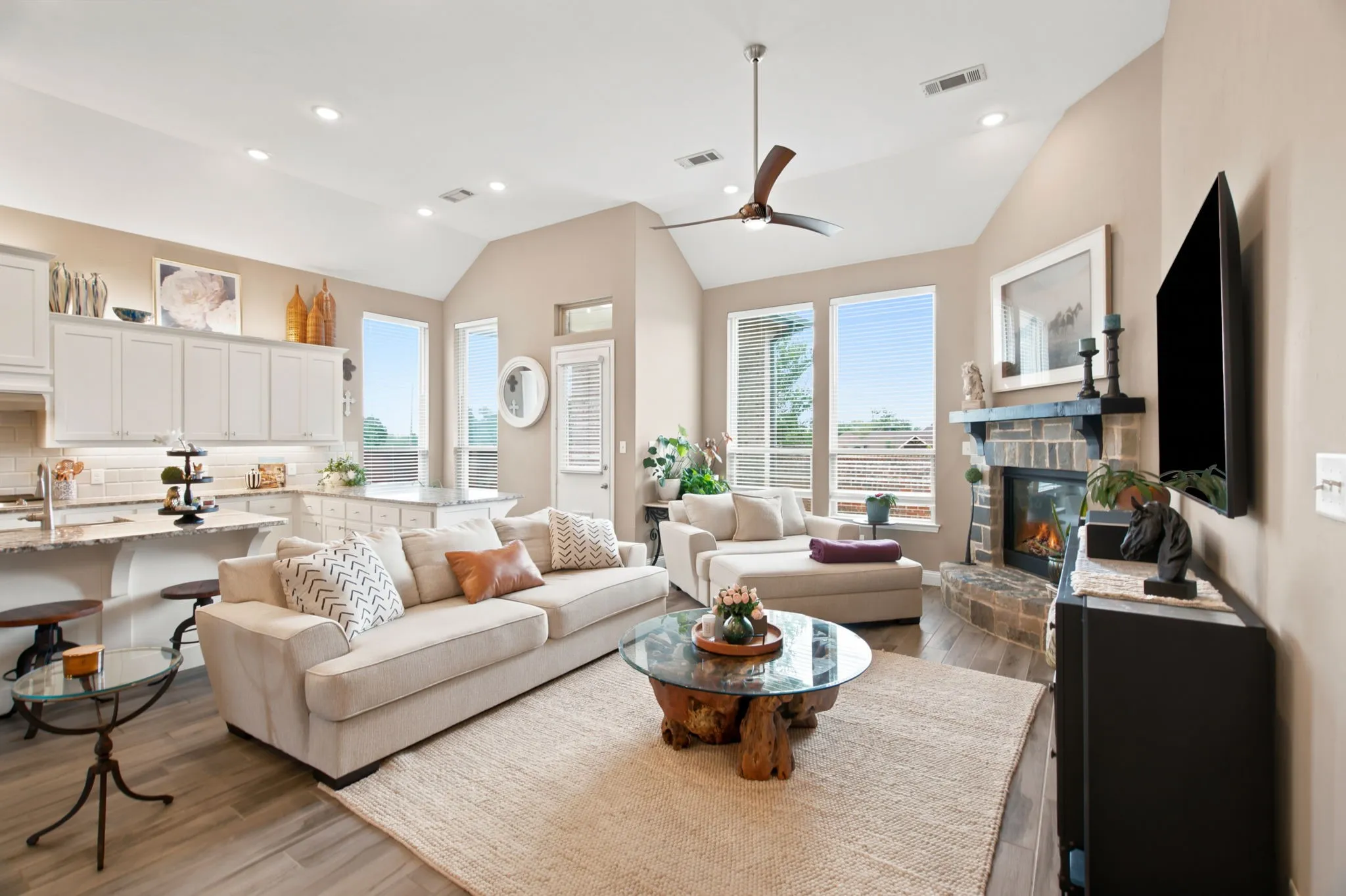 Single Family Residence For Sale in Denton County , 9308 Terrel Street, Argyle, Texas 76226, 4 Bedroom, 3 Bathroom, 2 Garage spaces, 2,248 Sqft, built in 2018, mls#21349222, Real Estate Agent in Argyle, Homes For Sale in Denton county, Homes For Sale in Argyle, Realtor in Argyle Texas, Real Estate Brokerage Independent Realty Texas, Luminita Cordes Realtor