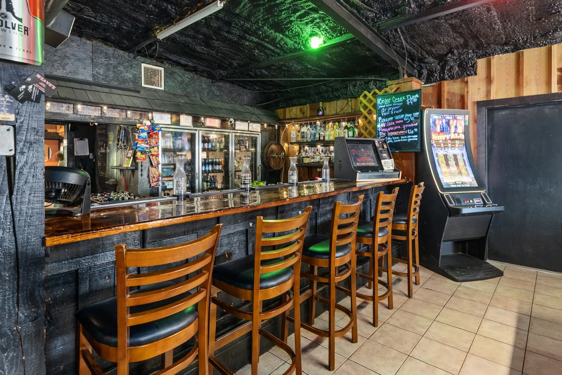 Retail For Sale in Henderson County , 761 S Gun Barrel Lane S, Gun Barrel City, Texas 75156, 0, 0, Garage spaces, 0 Sqft, built in 1995, Price $700,000, mls#21349392, Real Estate Agent in Gun Barrel City, Homes For Sale in Henderson county, Homes For Sale in Gun Barrel City, Realtor in Gun Barrel City Texas, Real Estate Brokerage Independent Realty Texas, Luminita Cordes Realtor