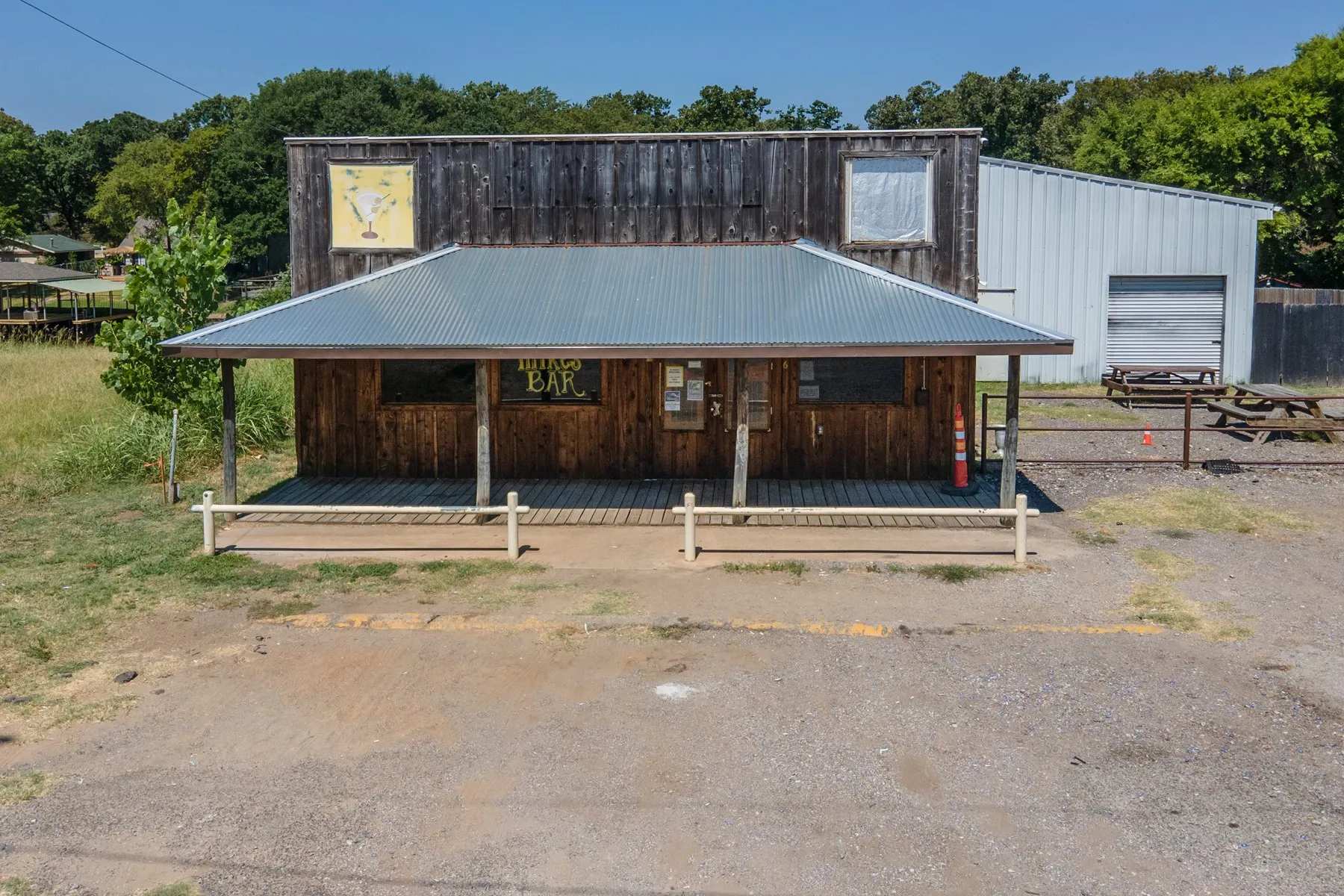 Retail For Sale in Henderson County , 761 S Gun Barrel Lane S, Gun Barrel City, Texas 75156, 0, 0, Garage spaces, 0 Sqft, built in 1995, Price $700,000, mls#21349392, Real Estate Agent in Gun Barrel City, Homes For Sale in Henderson county, Homes For Sale in Gun Barrel City, Realtor in Gun Barrel City Texas, Real Estate Brokerage Independent Realty Texas, Luminita Cordes Realtor