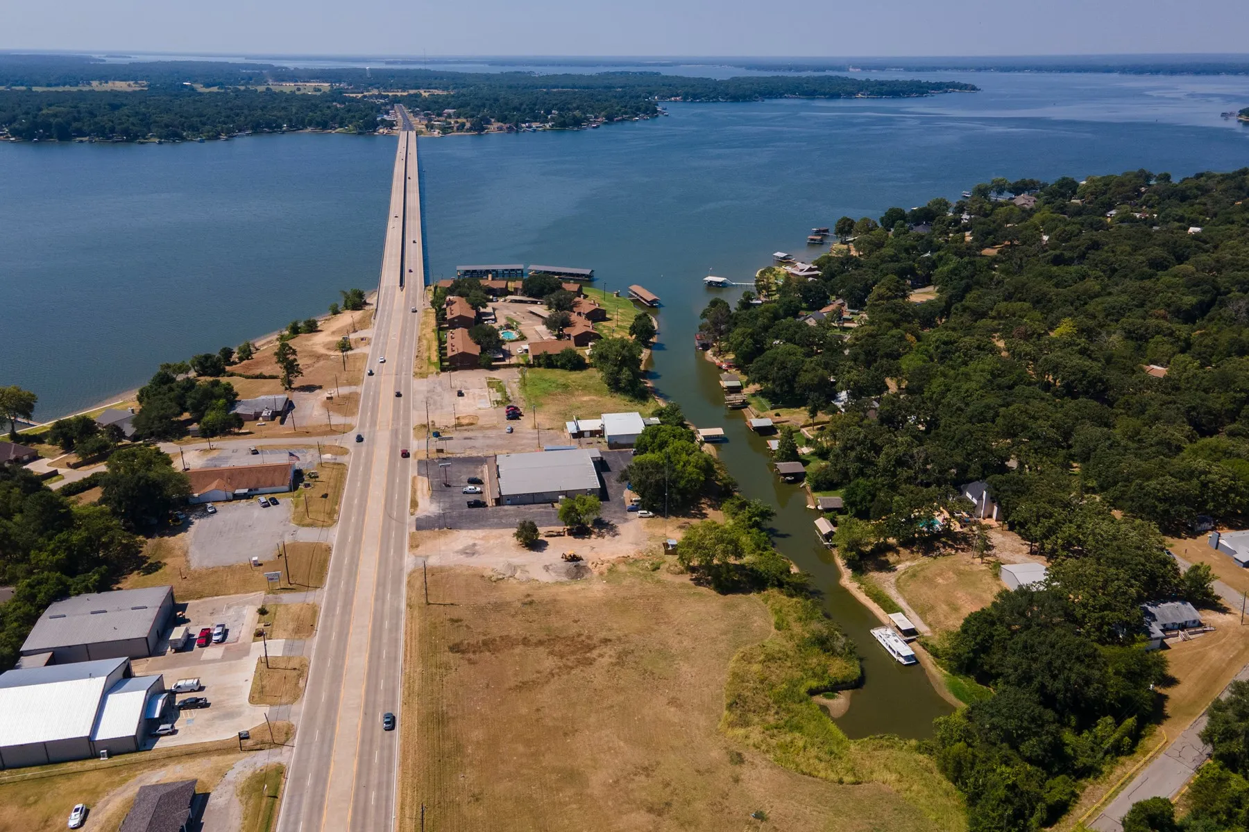 Retail For Sale in Henderson County , 761 S Gun Barrel Lane S, Gun Barrel City, Texas 75156, 0, 0, Garage spaces, 0 Sqft, built in 1995, Price $700,000, mls#21349392, Real Estate Agent in Gun Barrel City, Homes For Sale in Henderson county, Homes For Sale in Gun Barrel City, Realtor in Gun Barrel City Texas, Real Estate Brokerage Independent Realty Texas, Luminita Cordes Realtor