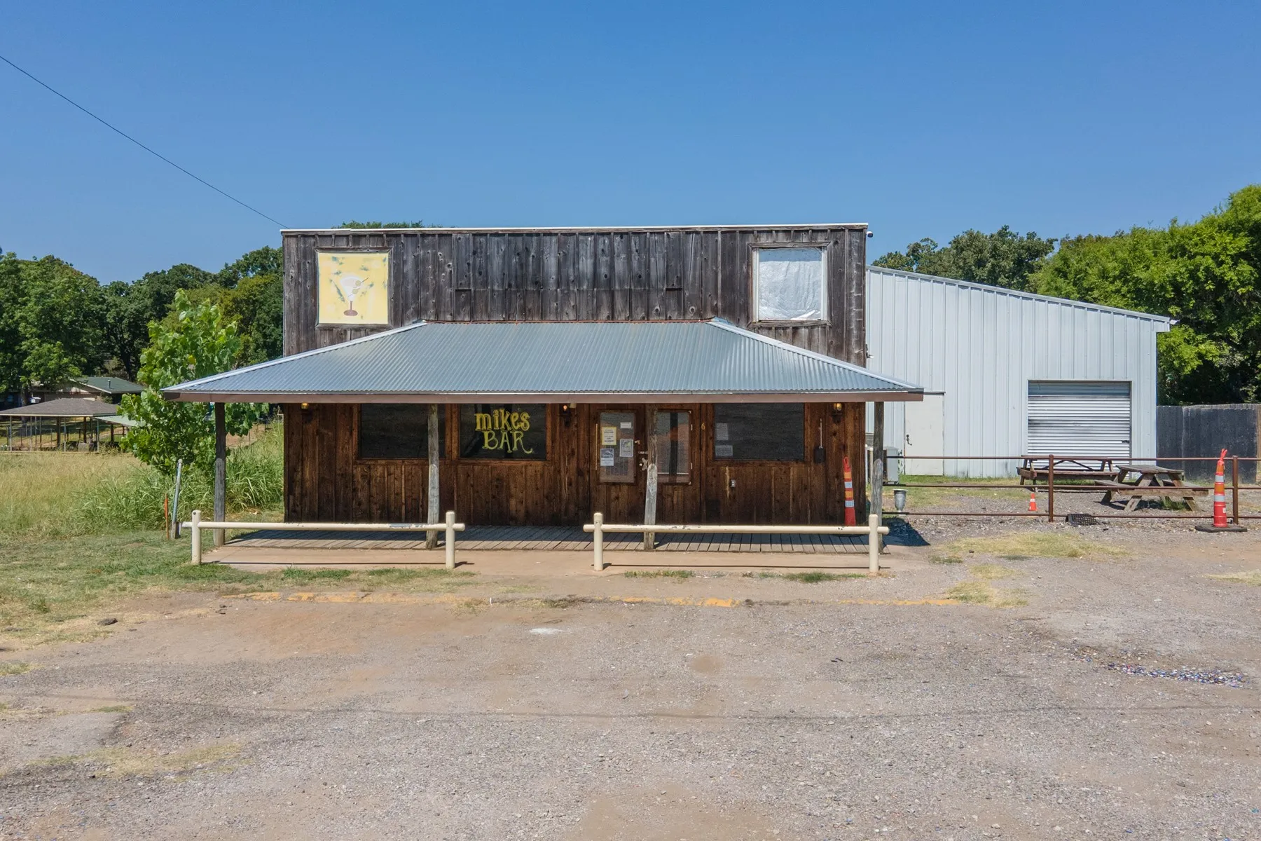Retail For Sale in Henderson County , 761 S Gun Barrel Lane S, Gun Barrel City, Texas 75156, 0, 0, Garage spaces, 0 Sqft, built in 1995, Price $700,000, mls#21349392, Real Estate Agent in Gun Barrel City, Homes For Sale in Henderson county, Homes For Sale in Gun Barrel City, Realtor in Gun Barrel City Texas, Real Estate Brokerage Independent Realty Texas, Luminita Cordes Realtor