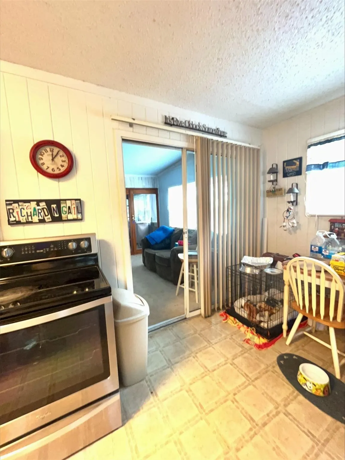 Single Family Residence For Sale in Hunt County , 405 Kenny Drive, West Tawakoni, Texas 75474, 2 Bedroom, 1 Bathroom, Garage spaces, 1,032 Sqft, built in 1989, mls#21336811, Real Estate Agent in West Tawakoni, Homes For Sale in Hunt county, Homes For Sale in West Tawakoni, Realtor in West Tawakoni Texas, Real Estate Brokerage Independent Realty Texas, Luminita Cordes Realtor