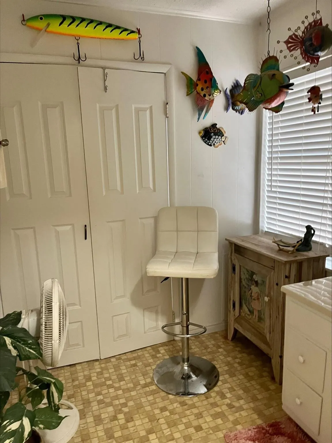 Single Family Residence For Sale in Hunt County , 405 Kenny Drive, West Tawakoni, Texas 75474, 2 Bedroom, 1 Bathroom, Garage spaces, 1,032 Sqft, built in 1989, mls#21336811, Real Estate Agent in West Tawakoni, Homes For Sale in Hunt county, Homes For Sale in West Tawakoni, Realtor in West Tawakoni Texas, Real Estate Brokerage Independent Realty Texas, Luminita Cordes Realtor