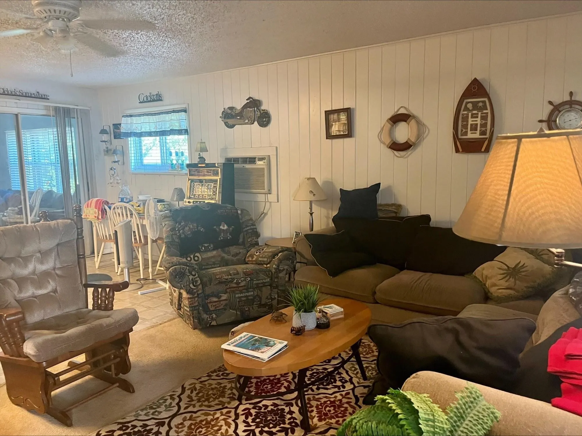 Single Family Residence For Sale in Hunt County , 405 Kenny Drive, West Tawakoni, Texas 75474, 2 Bedroom, 1 Bathroom, Garage spaces, 1,032 Sqft, built in 1989, mls#21336811, Real Estate Agent in West Tawakoni, Homes For Sale in Hunt county, Homes For Sale in West Tawakoni, Realtor in West Tawakoni Texas, Real Estate Brokerage Independent Realty Texas, Luminita Cordes Realtor