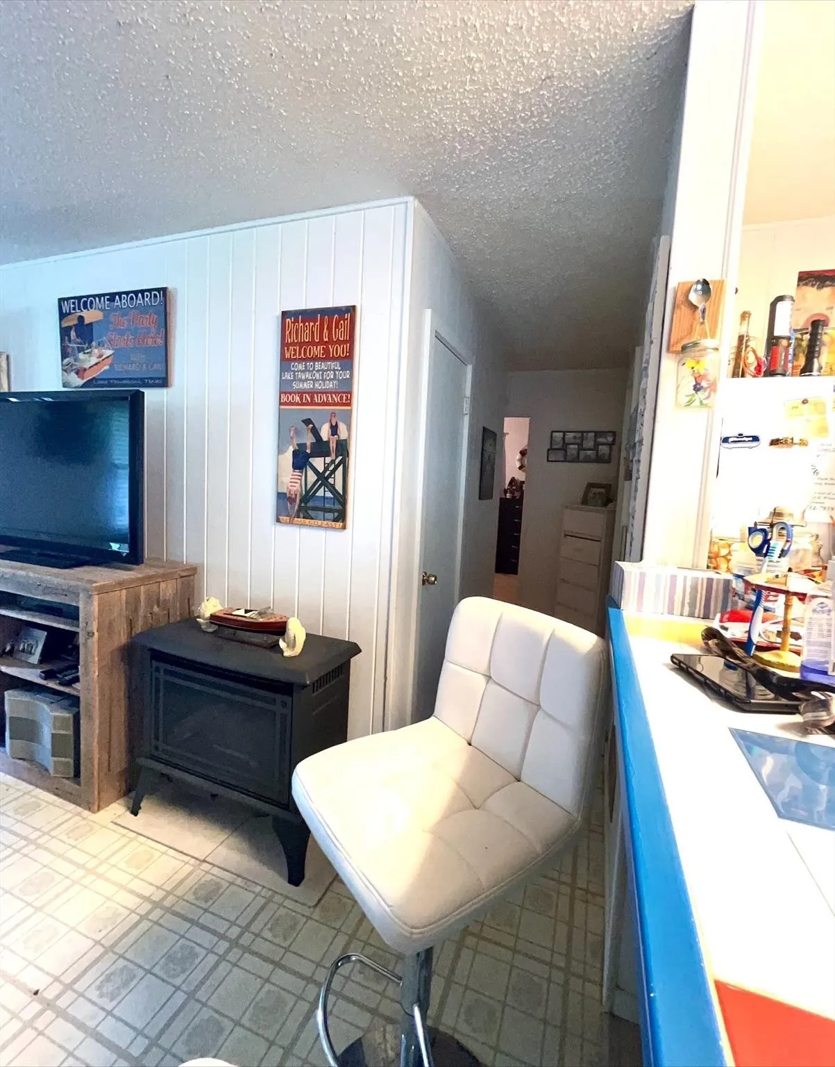 Single Family Residence For Sale in Hunt County , 405 Kenny Drive, West Tawakoni, Texas 75474, 2 Bedroom, 1 Bathroom, Garage spaces, 1,032 Sqft, built in 1989, mls#21336811, Real Estate Agent in West Tawakoni, Homes For Sale in Hunt county, Homes For Sale in West Tawakoni, Realtor in West Tawakoni Texas, Real Estate Brokerage Independent Realty Texas, Luminita Cordes Realtor