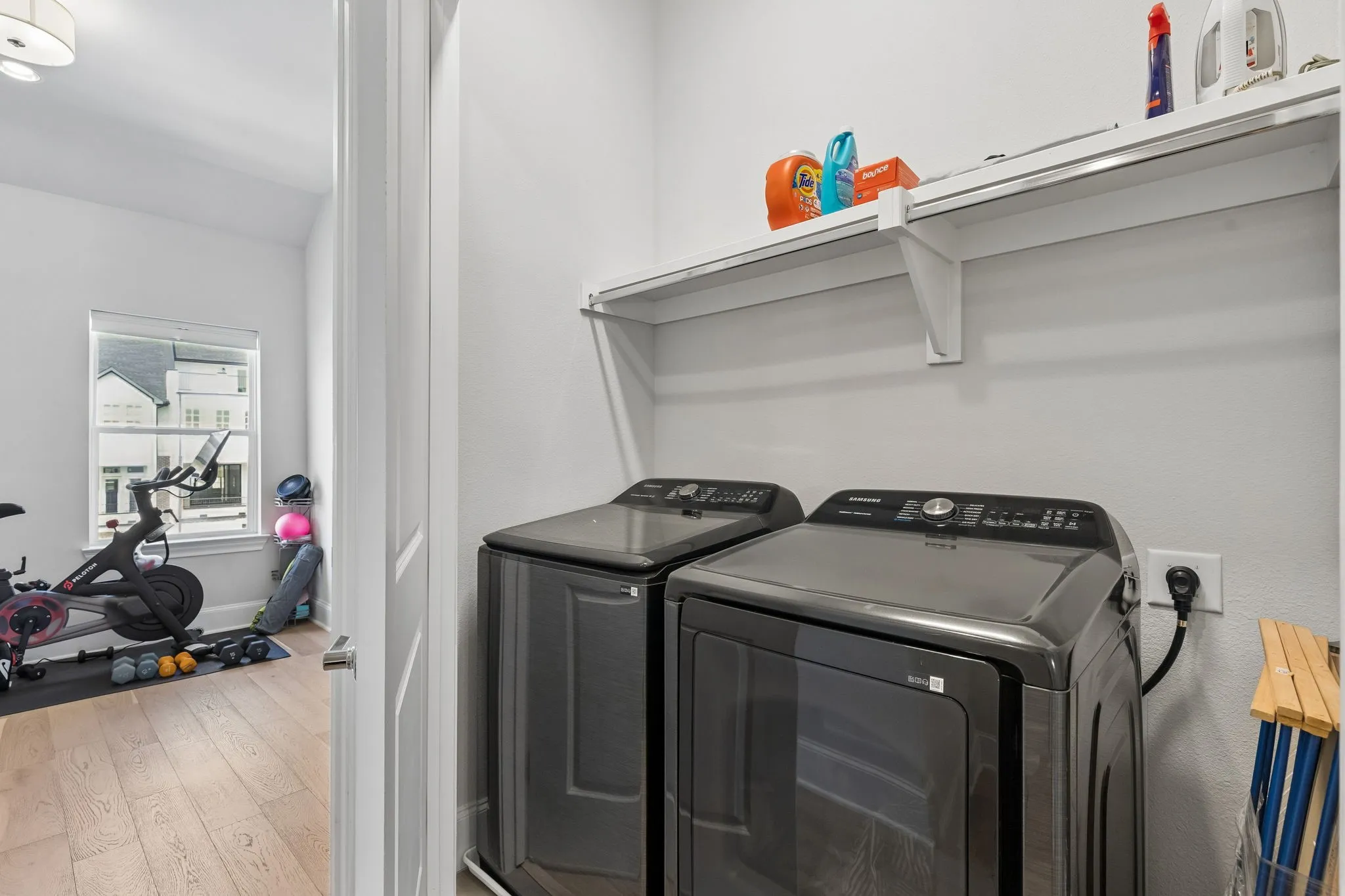 Townhouse For Rent in Dallas County , 4625 Greenborough Lane, Dallas, Texas 75219, 3 Bedroom, 4 Bathroom, 2 Garage spaces, 2,016 Sqft, built in 2022, mls#21349327, Real Estate Agent in Dallas, Homes For Rent in Dallas county, Homes For Rent in Dallas, Realtor in Dallas Texas, Real Estate Brokerage Independent Realty Texas, Luminita Cordes Realtor