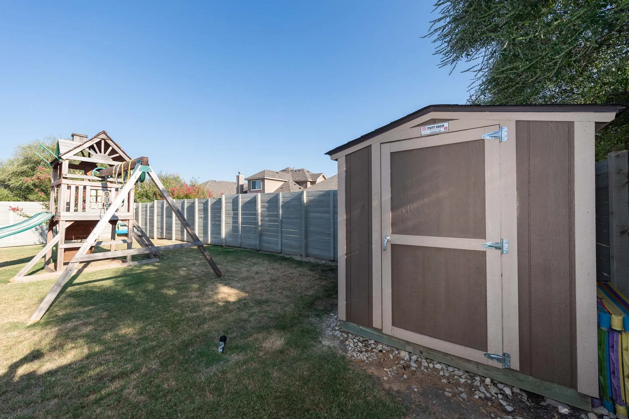 Single Family Residence For Sale in Denton County , 1825 Quail Lane, Argyle, Texas 76226, 3 Bedroom, 2 Bathroom, 2 Garage spaces, 1,872 Sqft, built in 2018, mls#21348987, Real Estate Agent in Argyle, Homes For Sale in Denton county, Homes For Sale in Argyle, Realtor in Argyle Texas, Real Estate Brokerage Independent Realty Texas, Luminita Cordes Realtor
