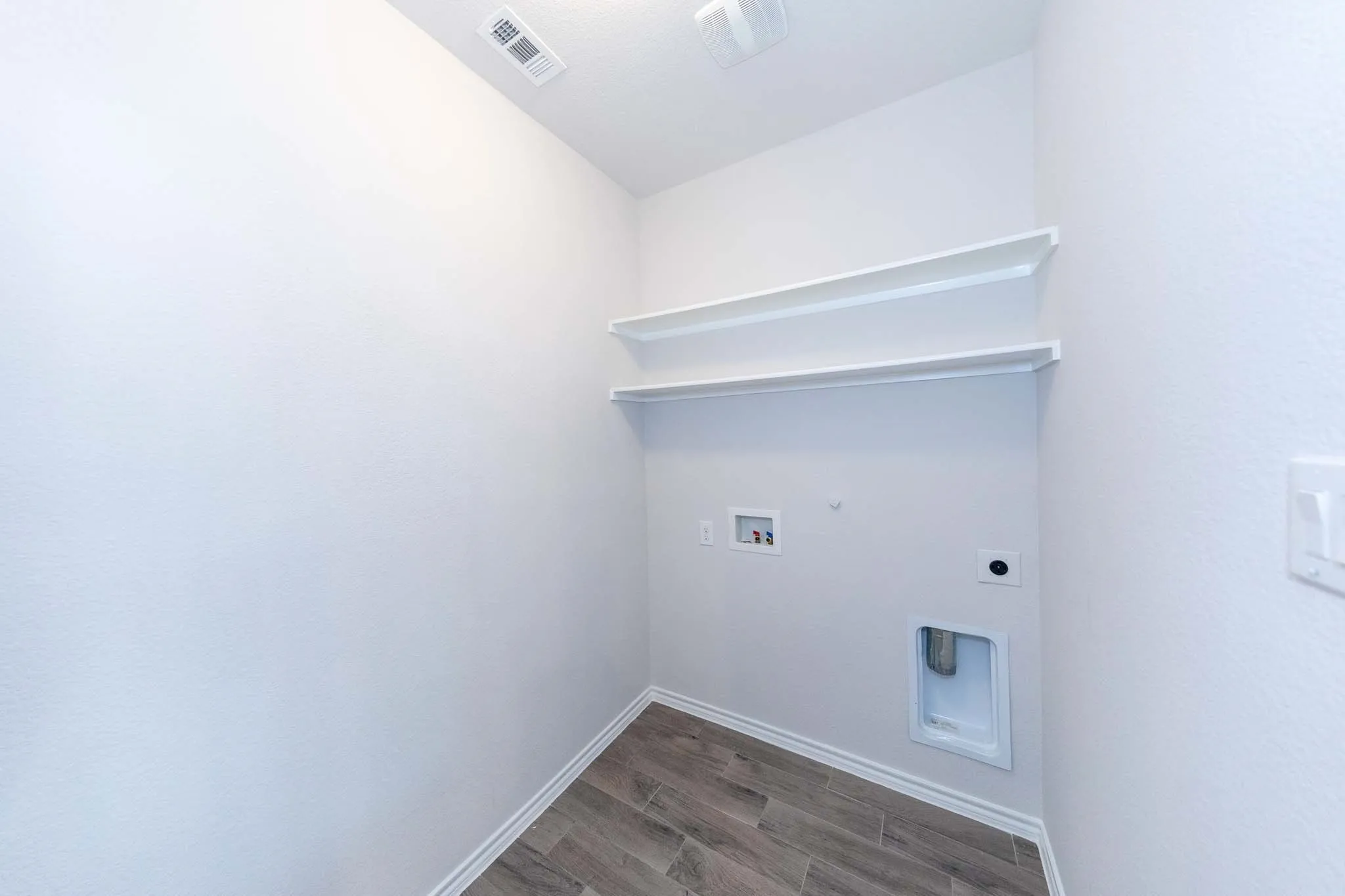 Single Family Residence For Sale in Denton County , 1825 Quail Lane, Argyle, Texas 76226, 3 Bedroom, 2 Bathroom, 2 Garage spaces, 1,872 Sqft, built in 2018, mls#21348987, Real Estate Agent in Argyle, Homes For Sale in Denton county, Homes For Sale in Argyle, Realtor in Argyle Texas, Real Estate Brokerage Independent Realty Texas, Luminita Cordes Realtor