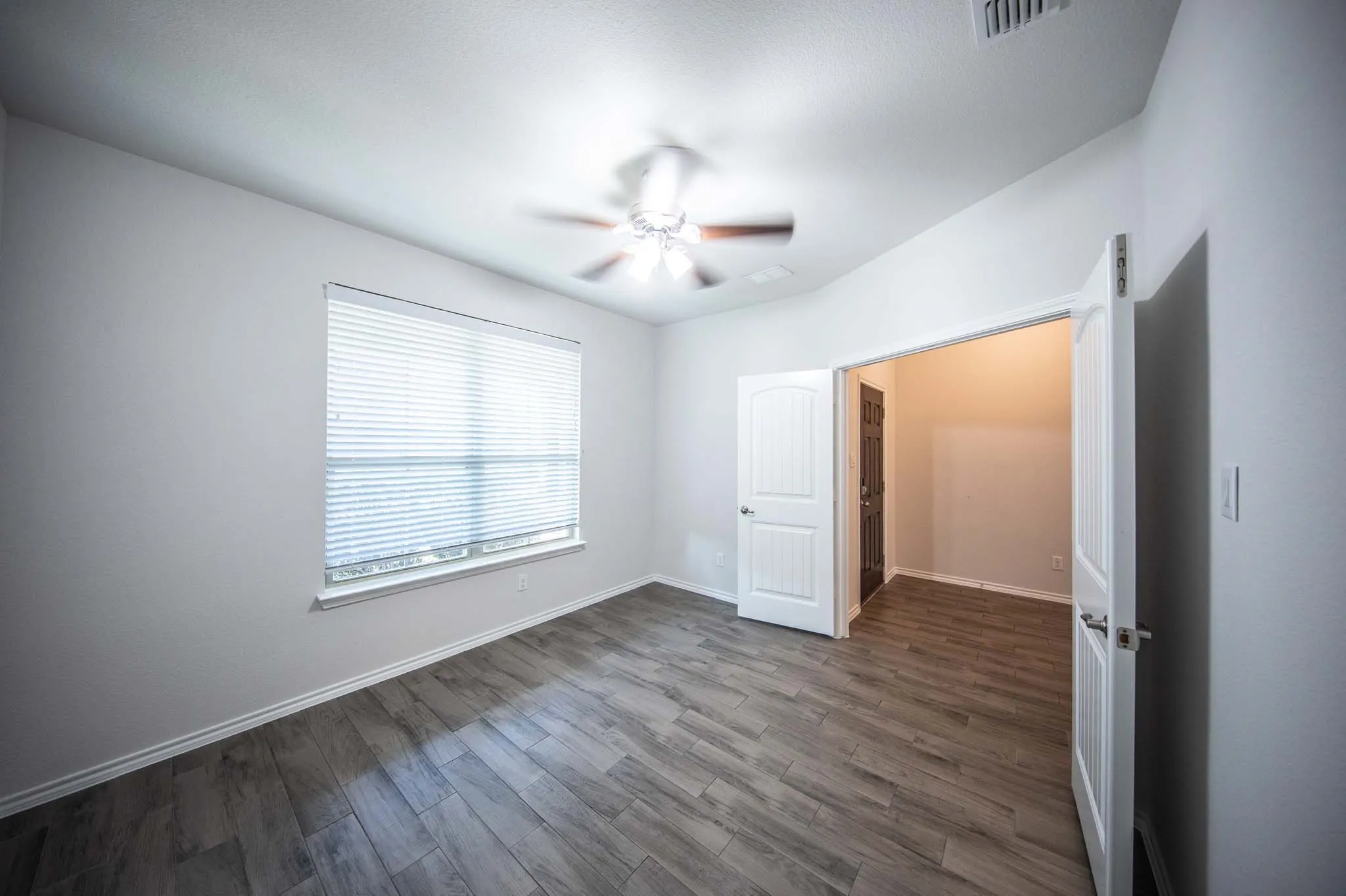 Single Family Residence For Sale in Denton County , 1825 Quail Lane, Argyle, Texas 76226, 3 Bedroom, 2 Bathroom, 2 Garage spaces, 1,872 Sqft, built in 2018, mls#21348987, Real Estate Agent in Argyle, Homes For Sale in Denton county, Homes For Sale in Argyle, Realtor in Argyle Texas, Real Estate Brokerage Independent Realty Texas, Luminita Cordes Realtor