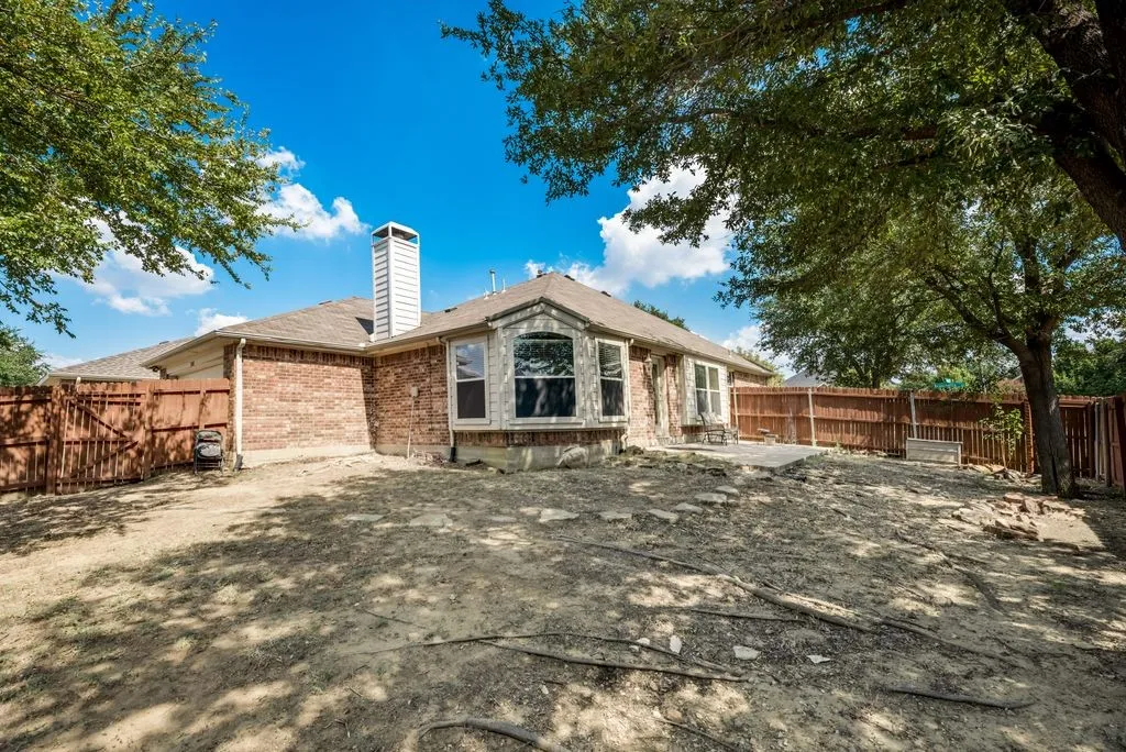 Single Family Residence For Rent in Denton County , 12421 Bruschetta Drive, Frisco, Texas 75033, 3 Bedroom, 2 Bathroom, 2 Garage spaces, 1,808 Sqft, built in 2003, mls#21349130, Real Estate Agent in Frisco, Homes For Rent in Denton county, Homes For Rent in Frisco, Realtor in Frisco Texas, Real Estate Brokerage Independent Realty Texas, Luminita Cordes Realtor