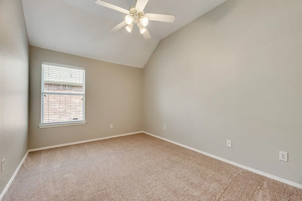 Single Family Residence For Rent in Denton County , 12421 Bruschetta Drive, Frisco, Texas 75033, 3 Bedroom, 2 Bathroom, 2 Garage spaces, 1,808 Sqft, built in 2003, mls#21349130, Real Estate Agent in Frisco, Homes For Rent in Denton county, Homes For Rent in Frisco, Realtor in Frisco Texas, Real Estate Brokerage Independent Realty Texas, Luminita Cordes Realtor