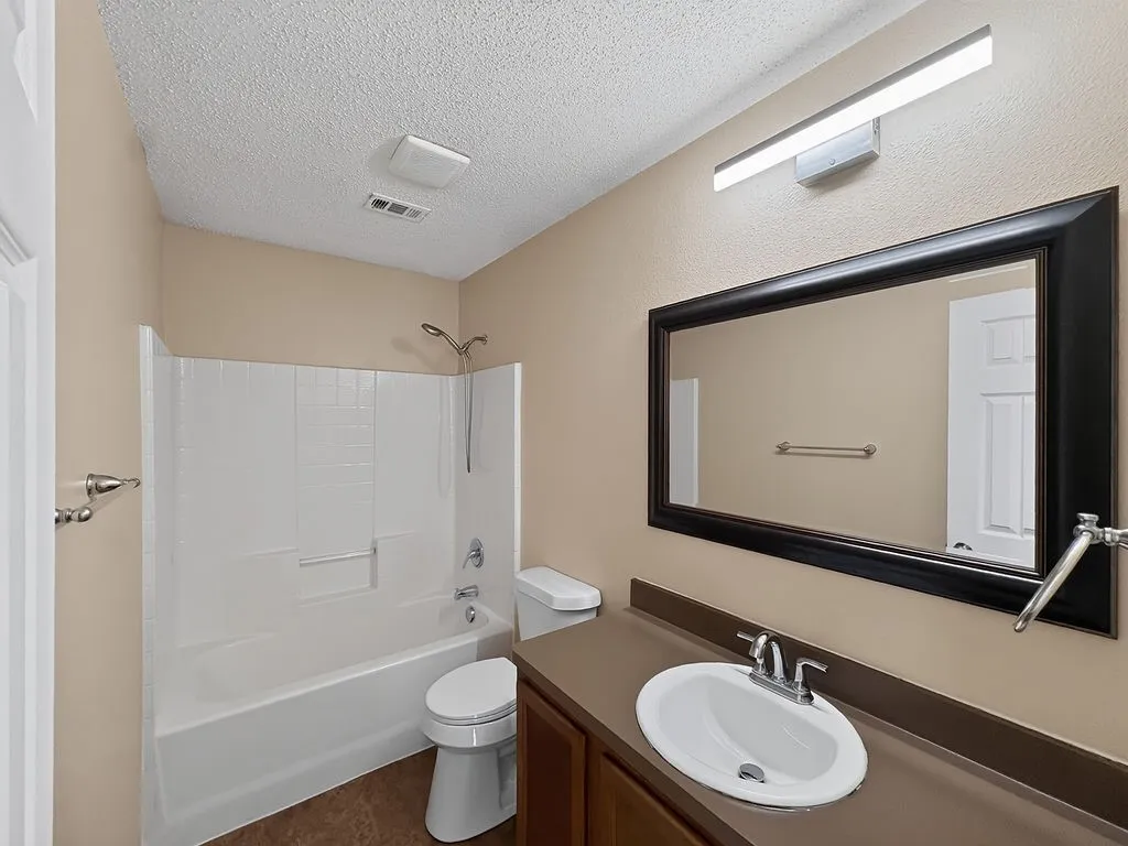 Single Family Residence For Sale in Dallas County , 2239 Wilhurt Avenue, Dallas, Texas 75216, 3 Bedroom, 2 Bathroom, Garage spaces, 1,200 Sqft, built in 2007, Price $219,500, mls#21348665, Real Estate Agent in Dallas, Homes For Sale in Dallas county, Homes For Sale in Dallas, Realtor in Dallas Texas, Real Estate Brokerage Independent Realty Texas, Luminita Cordes Realtor