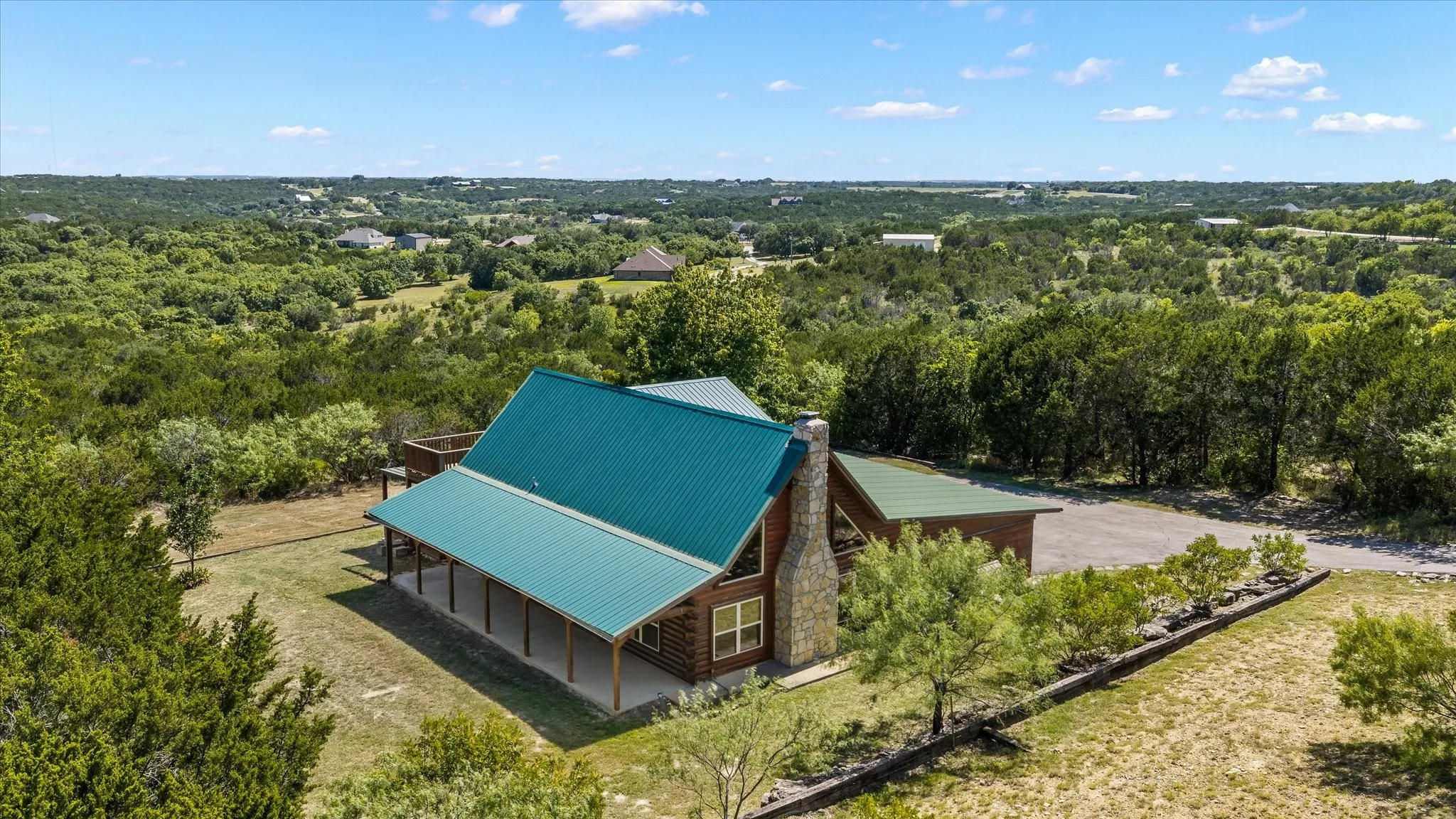 Single Family Residence For Sale in Erath County , 545 Compass Way, Bluff Dale, Texas 76433, 2 Bedroom, 2 Bathroom, 4 Garage spaces, 1,345 Sqft, built in 2006, mls#21349187, Real Estate Agent in Bluff Dale, Homes For Sale in Erath county, Homes For Sale in Bluff Dale, Realtor in Bluff Dale Texas, Real Estate Brokerage Independent Realty Texas, Luminita Cordes Realtor