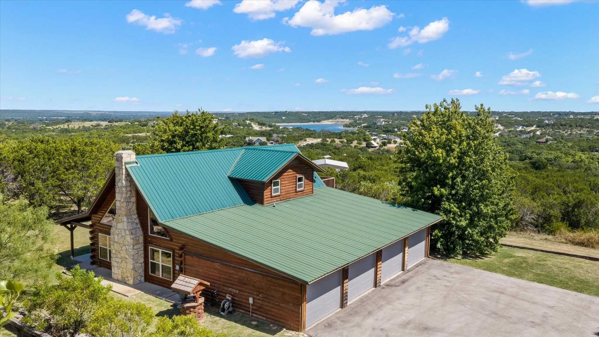 Single Family Residence For Sale in Erath County , 545 Compass Way, Bluff Dale, Texas 76433, 2 Bedroom, 2 Bathroom, 4 Garage spaces, 1,345 Sqft, built in 2006, mls#21349187, Real Estate Agent in Bluff Dale, Homes For Sale in Erath county, Homes For Sale in Bluff Dale, Realtor in Bluff Dale Texas, Real Estate Brokerage Independent Realty Texas, Luminita Cordes Realtor