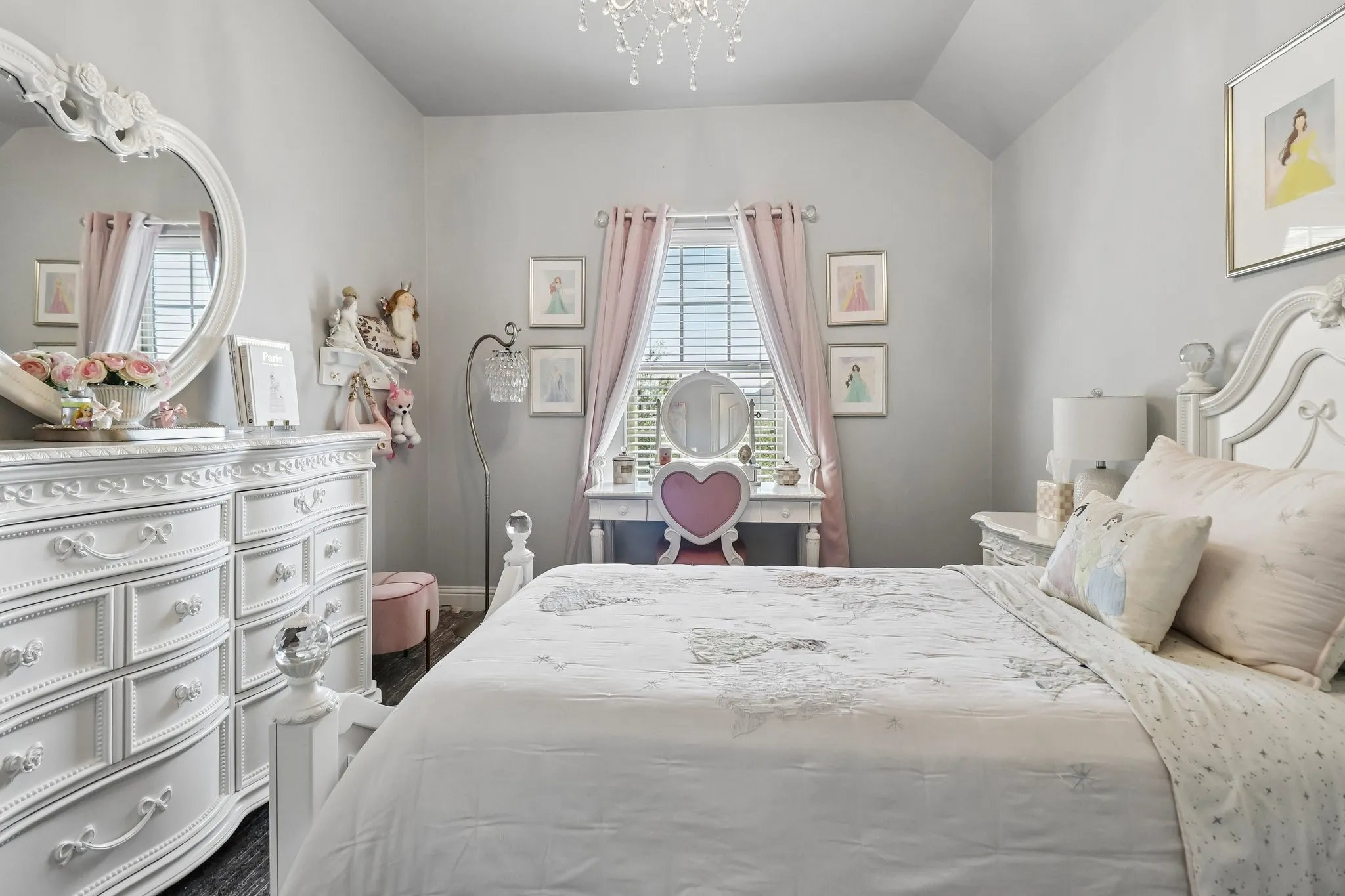 Single Family Residence For Sale in Collin County , 7505 Dolan, Mc Kinney, Texas 75071, 4 Bedroom, 4 Bathroom, 2 Garage spaces, 3,453 Sqft, built in 2016, mls#21348212, Real Estate Agent in Mc Kinney, Homes For Sale in Collin county, Homes For Sale in Mc Kinney, Realtor in Mc Kinney Texas, Real Estate Brokerage Independent Realty Texas, Luminita Cordes Realtor