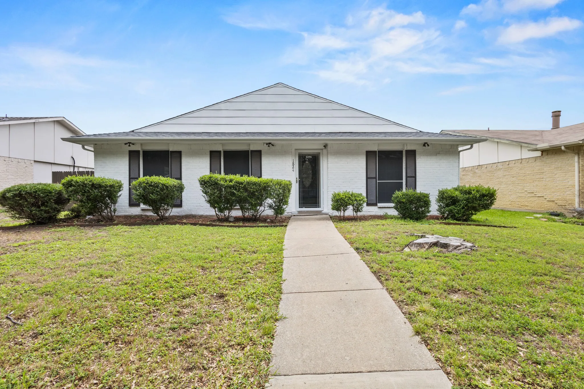 Single Family Residence For Rent in Denton County , 1824 Chamberlain Drive, Carrollton, Texas 75007, 3 Bedroom, 2 Bathroom, 2 Garage spaces, 1,480 Sqft, built in 1974, mls#21349456, Real Estate Agent in Carrollton, Homes For Rent in Denton county, Homes For Rent in Carrollton, Realtor in Carrollton Texas, Real Estate Brokerage Independent Realty Texas, Luminita Cordes Realtor