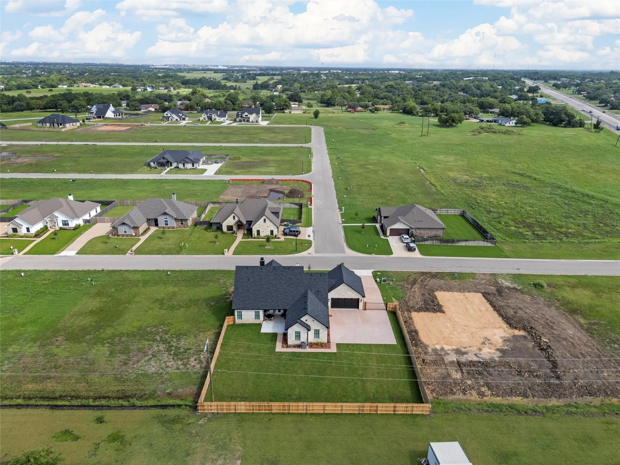 Single Family Residence For Sale in Mc Lennan County , 113 Water View Lane, Robinson, Texas 76706, 4 Bedrooms, 2 Bathrooms, 2 Garage spaces, 2,229 Sqft, built in 2025, Price $579,000, mls#21349452, Real Estate Agent in Robinson, Homes For Sale in Mc Lennan county, Homes For Sale in Robinson, Realtor in Robinson Texas, Real Estate Brokerage Independent Realty Texas, Luminita Cordes Realtor