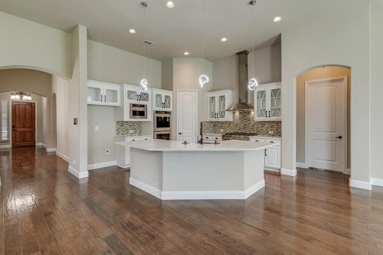 Single Family Residence For Sale in Collin County , 13788 El Toro Road, Frisco, Texas 75035, 4 Bedroom, 3 Bathroom, 2 Garage spaces, 2,385 Sqft, built in 2015, mls#21349475, Real Estate Agent in Frisco, Homes For Sale in Collin county, Homes For Sale in Frisco, Realtor in Frisco Texas, Real Estate Brokerage Independent Realty Texas, Luminita Cordes Realtor