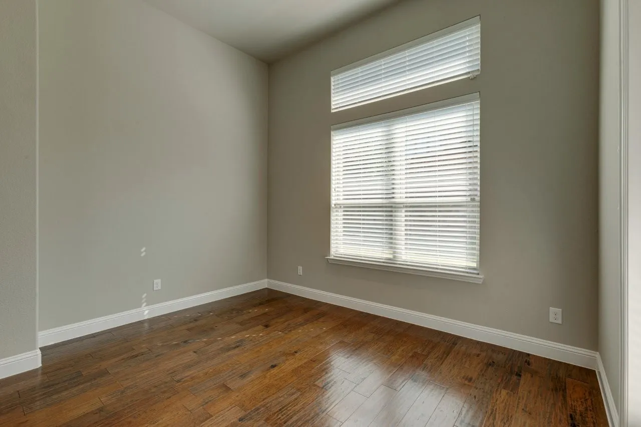 Single Family Residence For Sale in Collin County , 13788 El Toro Road, Frisco, Texas 75035, 4 Bedroom, 3 Bathroom, 2 Garage spaces, 2,385 Sqft, built in 2015, mls#21349475, Real Estate Agent in Frisco, Homes For Sale in Collin county, Homes For Sale in Frisco, Realtor in Frisco Texas, Real Estate Brokerage Independent Realty Texas, Luminita Cordes Realtor