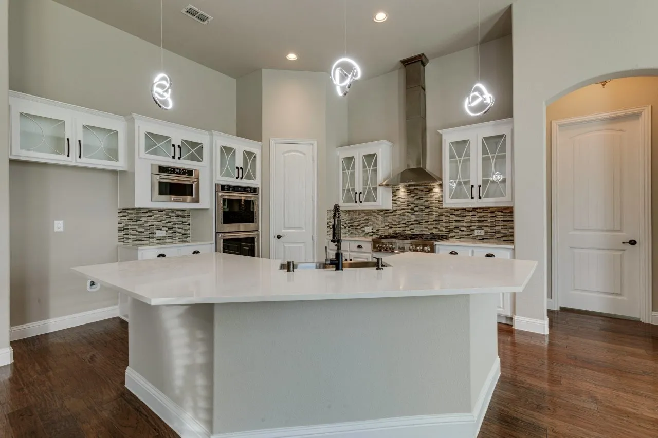 Single Family Residence For Sale in Collin County , 13788 El Toro Road, Frisco, Texas 75035, 4 Bedroom, 3 Bathroom, 2 Garage spaces, 2,385 Sqft, built in 2015, mls#21349475, Real Estate Agent in Frisco, Homes For Sale in Collin county, Homes For Sale in Frisco, Realtor in Frisco Texas, Real Estate Brokerage Independent Realty Texas, Luminita Cordes Realtor