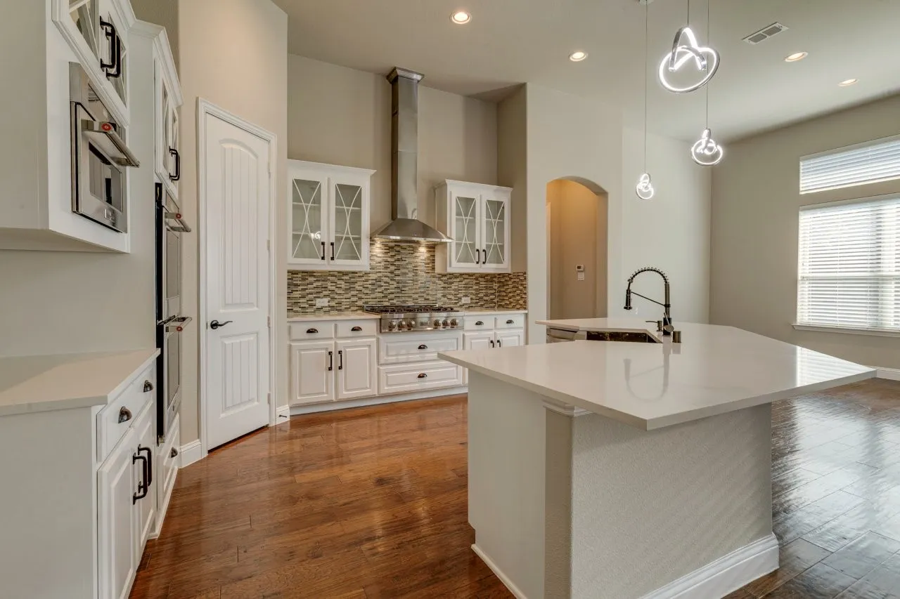 Single Family Residence For Sale in Collin County , 13788 El Toro Road, Frisco, Texas 75035, 4 Bedroom, 3 Bathroom, 2 Garage spaces, 2,385 Sqft, built in 2015, mls#21349475, Real Estate Agent in Frisco, Homes For Sale in Collin county, Homes For Sale in Frisco, Realtor in Frisco Texas, Real Estate Brokerage Independent Realty Texas, Luminita Cordes Realtor