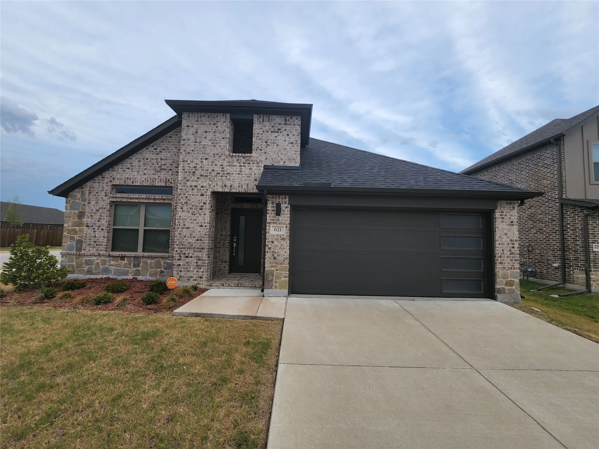 Single Family Residence For Rent in Collin County , 621 Maple Leaf Way, Princeton, Texas 75407, 4 Bedroom, 3 Bathroom, 2 Garage spaces, 2,174 Sqft, built in 2019, mls#21349482, Real Estate Agent in Princeton, Homes For Rent in Collin county, Homes For Rent in Princeton, Realtor in Princeton Texas, Real Estate Brokerage Independent Realty Texas, Luminita Cordes Realtor