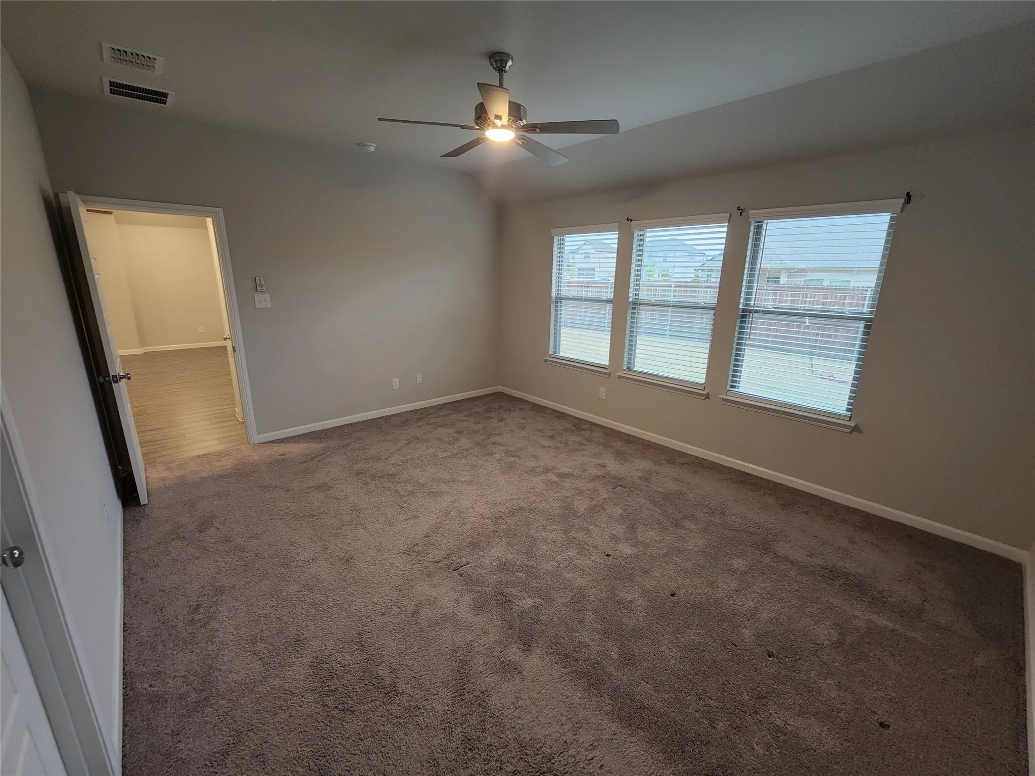 Single Family Residence For Rent in Collin County , 621 Maple Leaf Way, Princeton, Texas 75407, 4 Bedroom, 3 Bathroom, 2 Garage spaces, 2,174 Sqft, built in 2019, mls#21349482, Real Estate Agent in Princeton, Homes For Rent in Collin county, Homes For Rent in Princeton, Realtor in Princeton Texas, Real Estate Brokerage Independent Realty Texas, Luminita Cordes Realtor