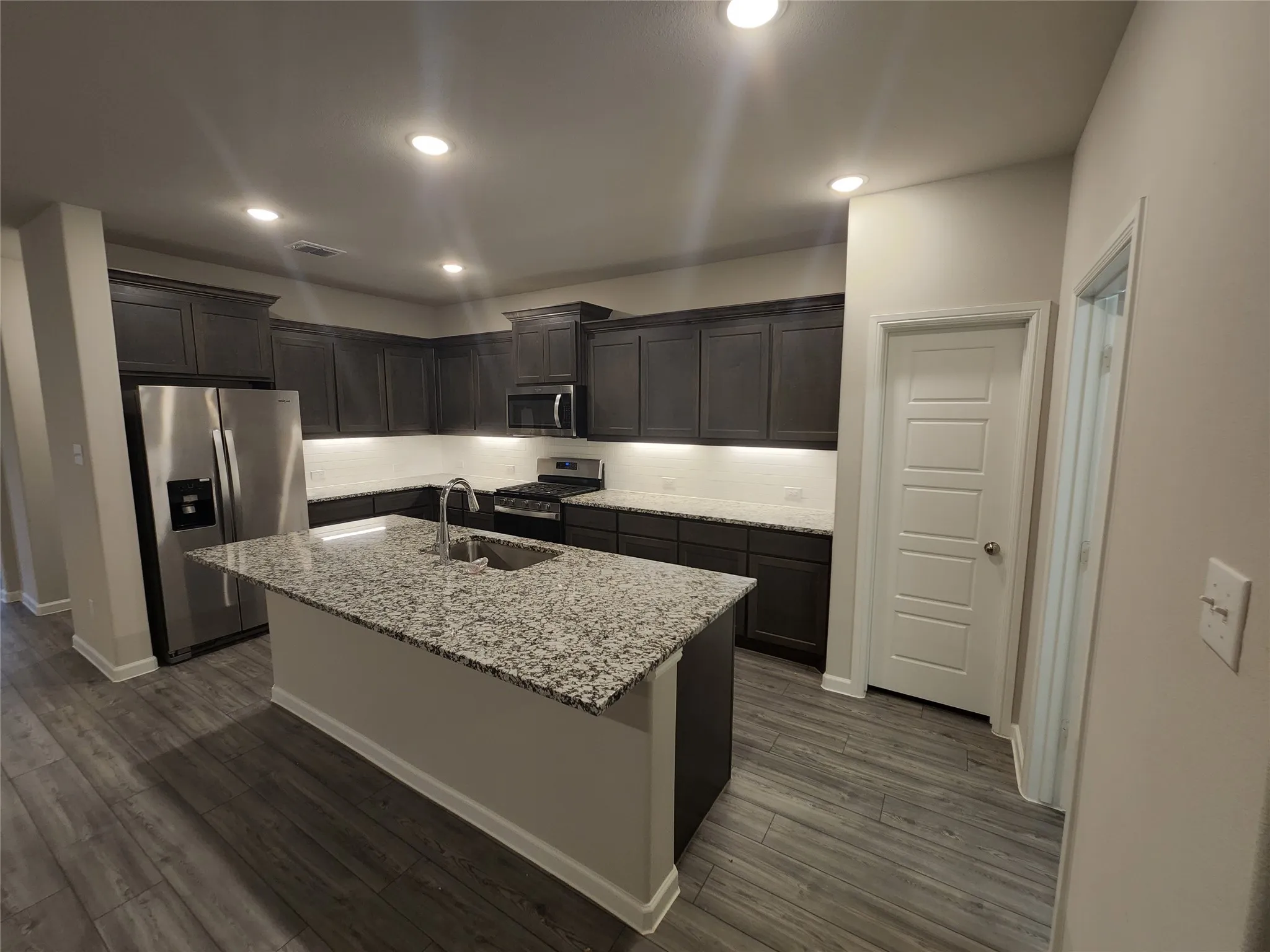 Single Family Residence For Rent in Collin County , 621 Maple Leaf Way, Princeton, Texas 75407, 4 Bedroom, 3 Bathroom, 2 Garage spaces, 2,174 Sqft, built in 2019, mls#21349482, Real Estate Agent in Princeton, Homes For Rent in Collin county, Homes For Rent in Princeton, Realtor in Princeton Texas, Real Estate Brokerage Independent Realty Texas, Luminita Cordes Realtor