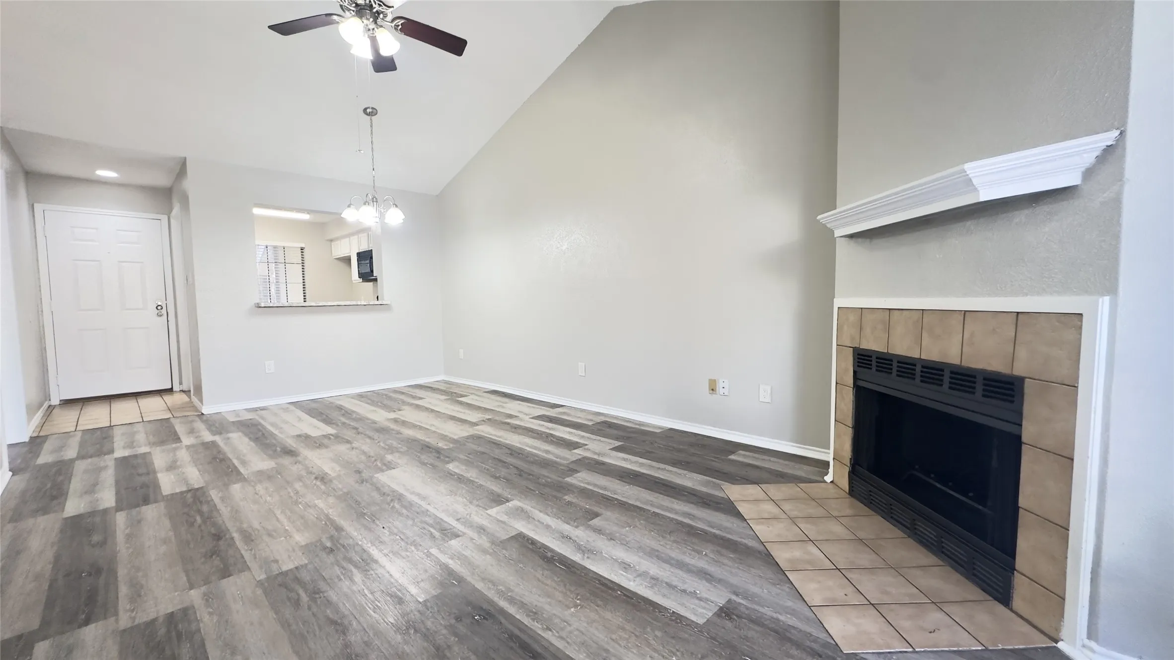 Condominium For Rent in Dallas County , 9601 Forest Lane 323, Dallas, Texas 75243, 2 Bedroom, 1 Bathroom, Garage spaces, 823 Sqft, built in 1983, mls#21349484, Real Estate Agent in Dallas, Homes For Rent in Dallas county, Homes For Rent in Dallas, Realtor in Dallas Texas, Real Estate Brokerage Independent Realty Texas, Luminita Cordes Realtor