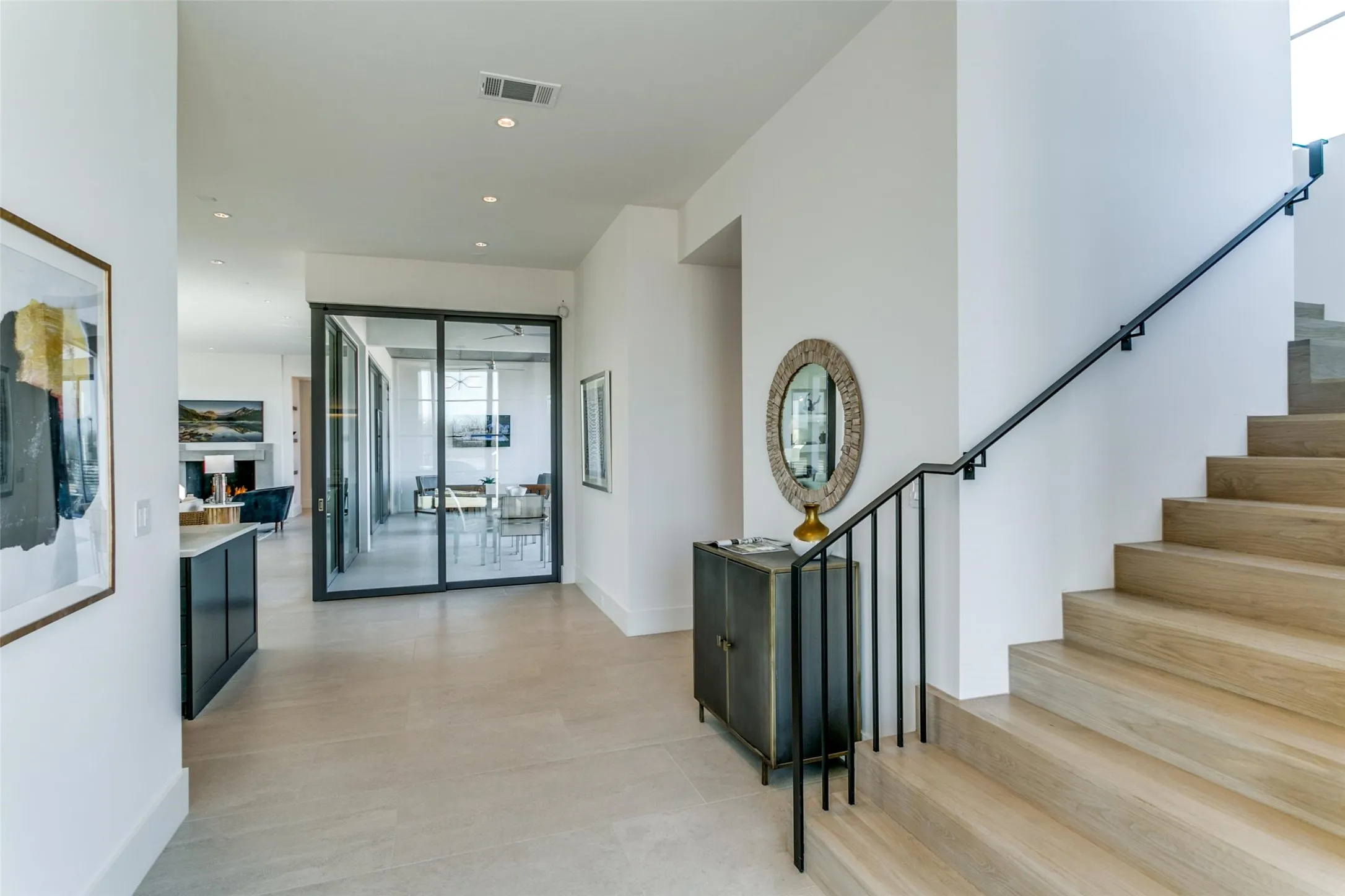 Single Family Residence For Sale in Dallas County , 315 Regal Lane, Irving, Texas 75039, 4 Bedroom, 6 Bathroom, 3 Garage spaces, 4,171 Sqft, built in 2024, mls#21349096, Real Estate Agent in Irving, Homes For Sale in Dallas county, Homes For Sale in Irving, Realtor in Irving Texas, Real Estate Brokerage Independent Realty Texas, Luminita Cordes Realtor