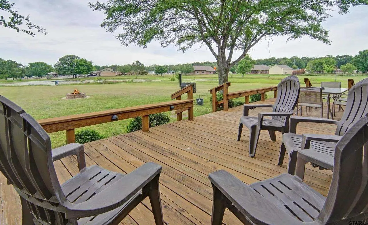 Single Family Residence For Sale in Wood County , 166 County Road 1559, Alba, Texas 75410, 2 Bedroom, 2 Bathroom, 1 Garage spaces, 1,560 Sqft, built in 1998, mls#21347489, Real Estate Agent in Alba, Homes For Sale in Wood county, Homes For Sale in Alba, Realtor in Alba Texas, Real Estate Brokerage Independent Realty Texas, Luminita Cordes Realtor