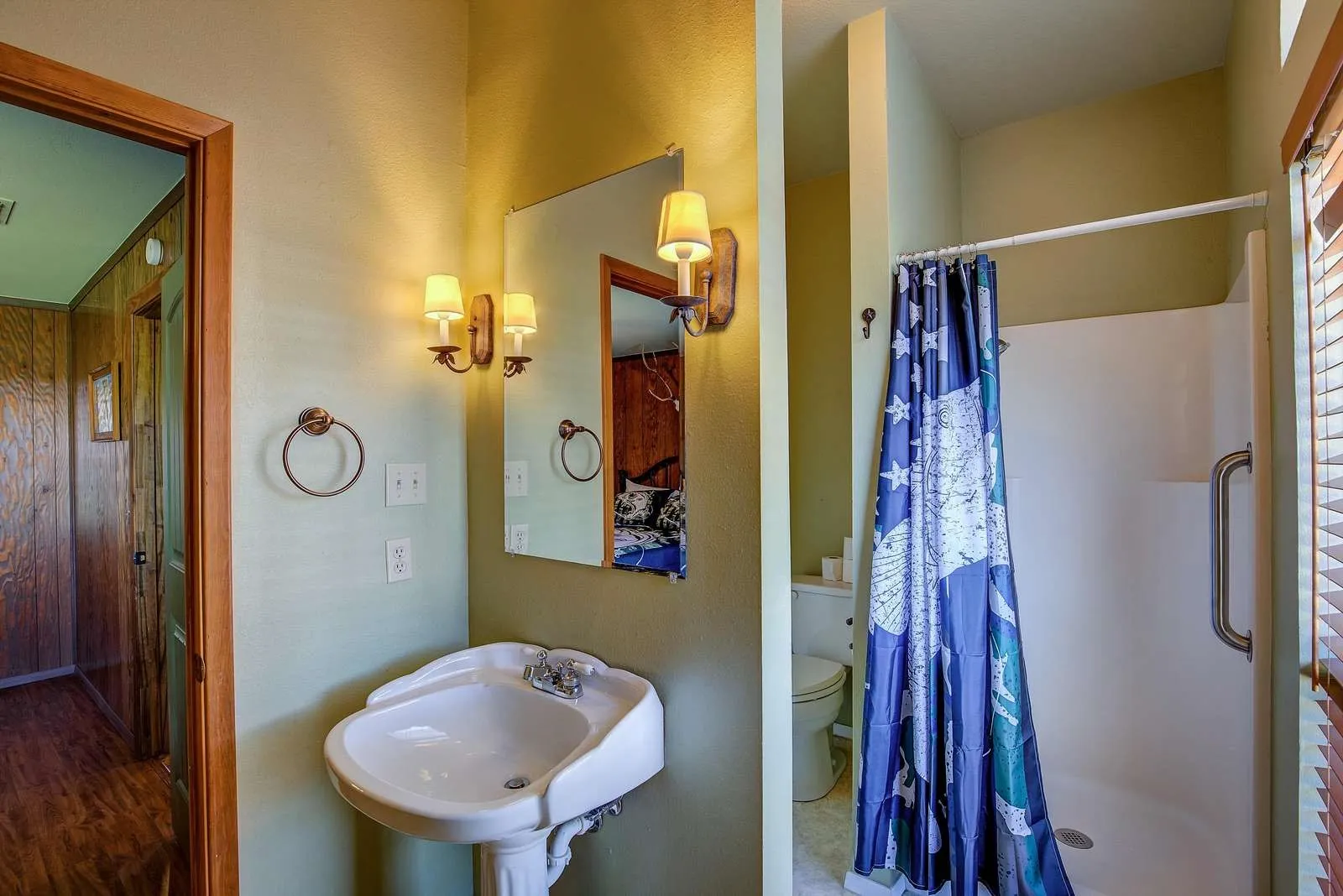 Single Family Residence For Sale in Wood County , 166 County Road 1559, Alba, Texas 75410, 2 Bedroom, 2 Bathroom, 1 Garage spaces, 1,560 Sqft, built in 1998, mls#21347489, Real Estate Agent in Alba, Homes For Sale in Wood county, Homes For Sale in Alba, Realtor in Alba Texas, Real Estate Brokerage Independent Realty Texas, Luminita Cordes Realtor