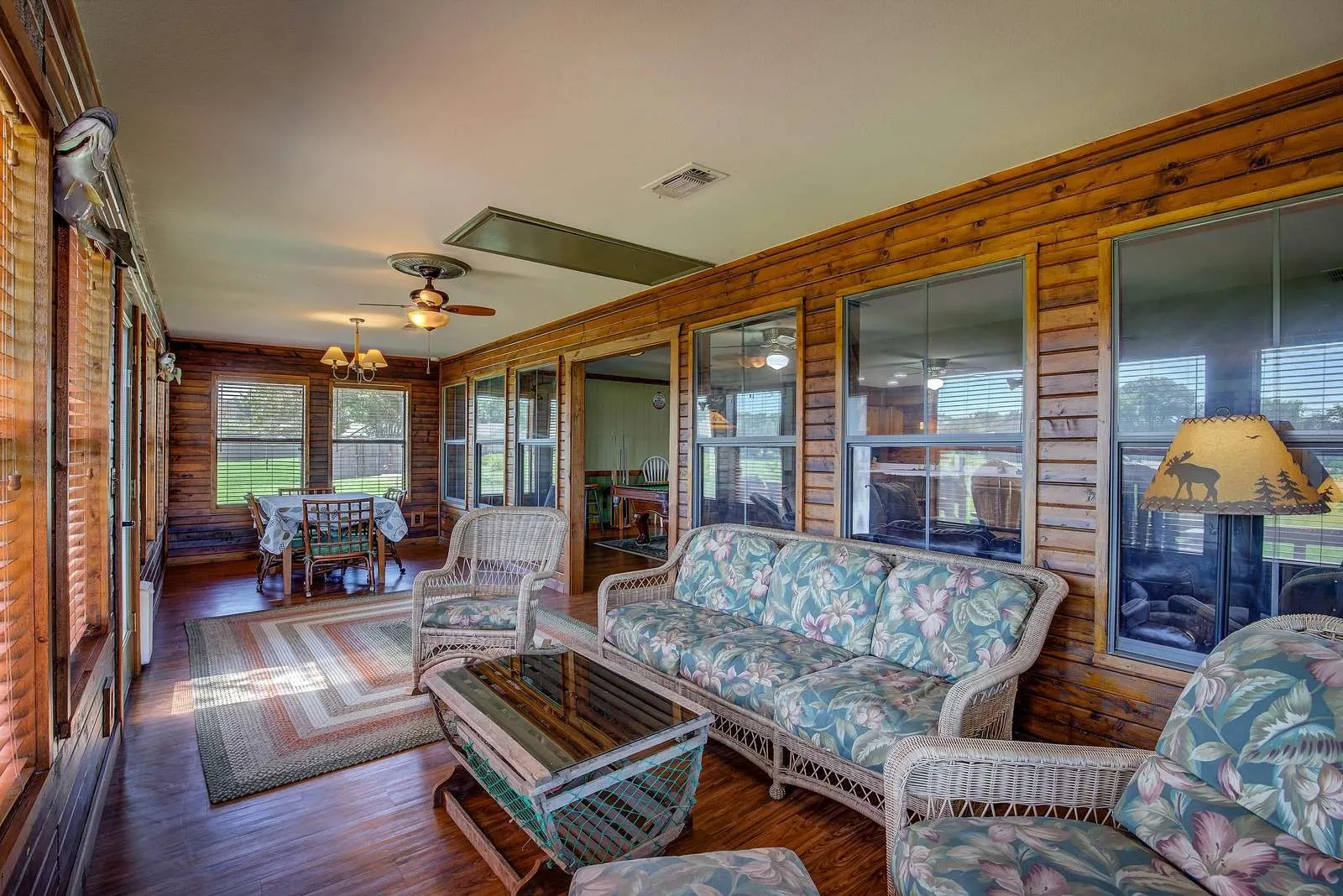 Single Family Residence For Sale in Wood County , 166 County Road 1559, Alba, Texas 75410, 2 Bedroom, 2 Bathroom, 1 Garage spaces, 1,560 Sqft, built in 1998, mls#21347489, Real Estate Agent in Alba, Homes For Sale in Wood county, Homes For Sale in Alba, Realtor in Alba Texas, Real Estate Brokerage Independent Realty Texas, Luminita Cordes Realtor