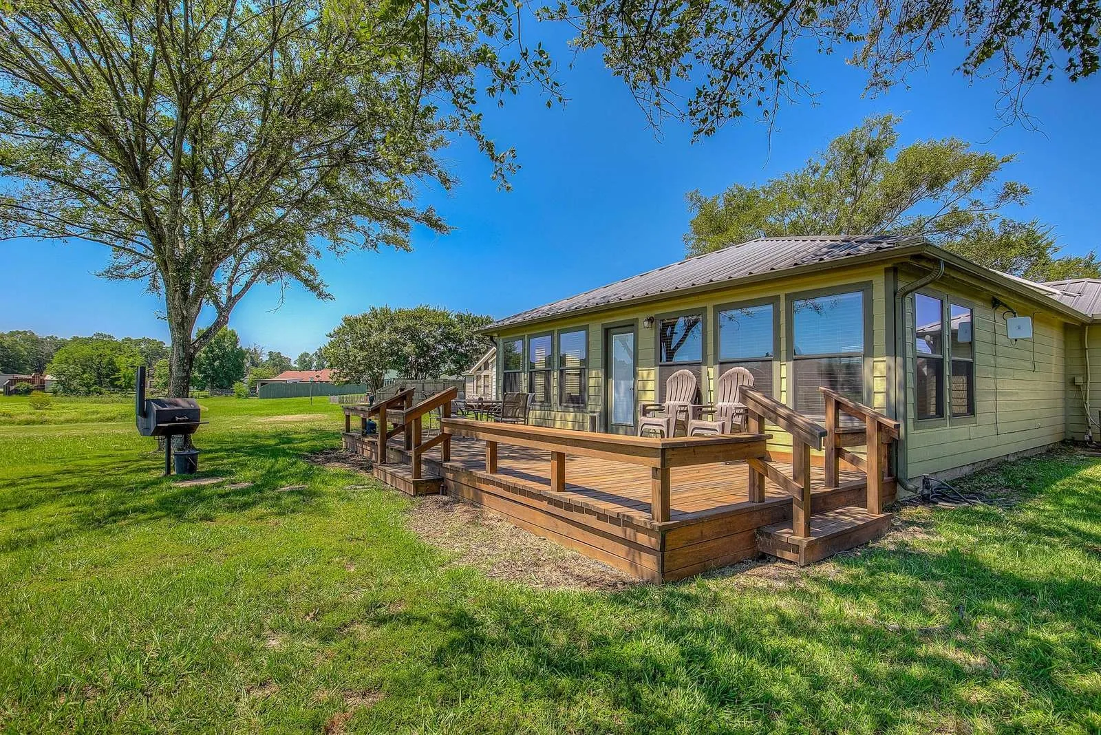 Single Family Residence For Sale in Wood County , 166 County Road 1559, Alba, Texas 75410, 2 Bedroom, 2 Bathroom, 1 Garage spaces, 1,560 Sqft, built in 1998, mls#21347489, Real Estate Agent in Alba, Homes For Sale in Wood county, Homes For Sale in Alba, Realtor in Alba Texas, Real Estate Brokerage Independent Realty Texas, Luminita Cordes Realtor