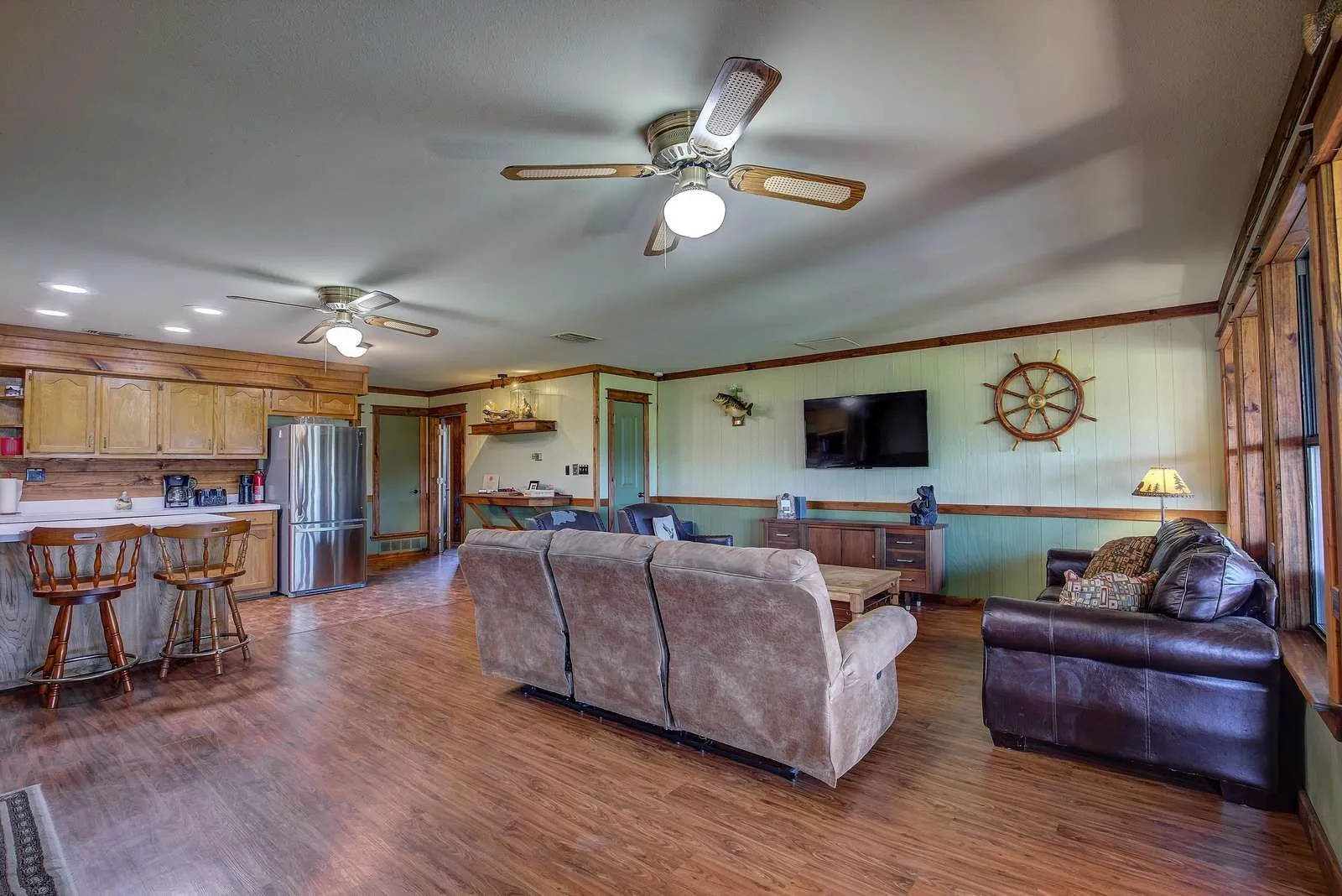 Single Family Residence For Sale in Wood County , 166 County Road 1559, Alba, Texas 75410, 2 Bedroom, 2 Bathroom, 1 Garage spaces, 1,560 Sqft, built in 1998, mls#21347489, Real Estate Agent in Alba, Homes For Sale in Wood county, Homes For Sale in Alba, Realtor in Alba Texas, Real Estate Brokerage Independent Realty Texas, Luminita Cordes Realtor