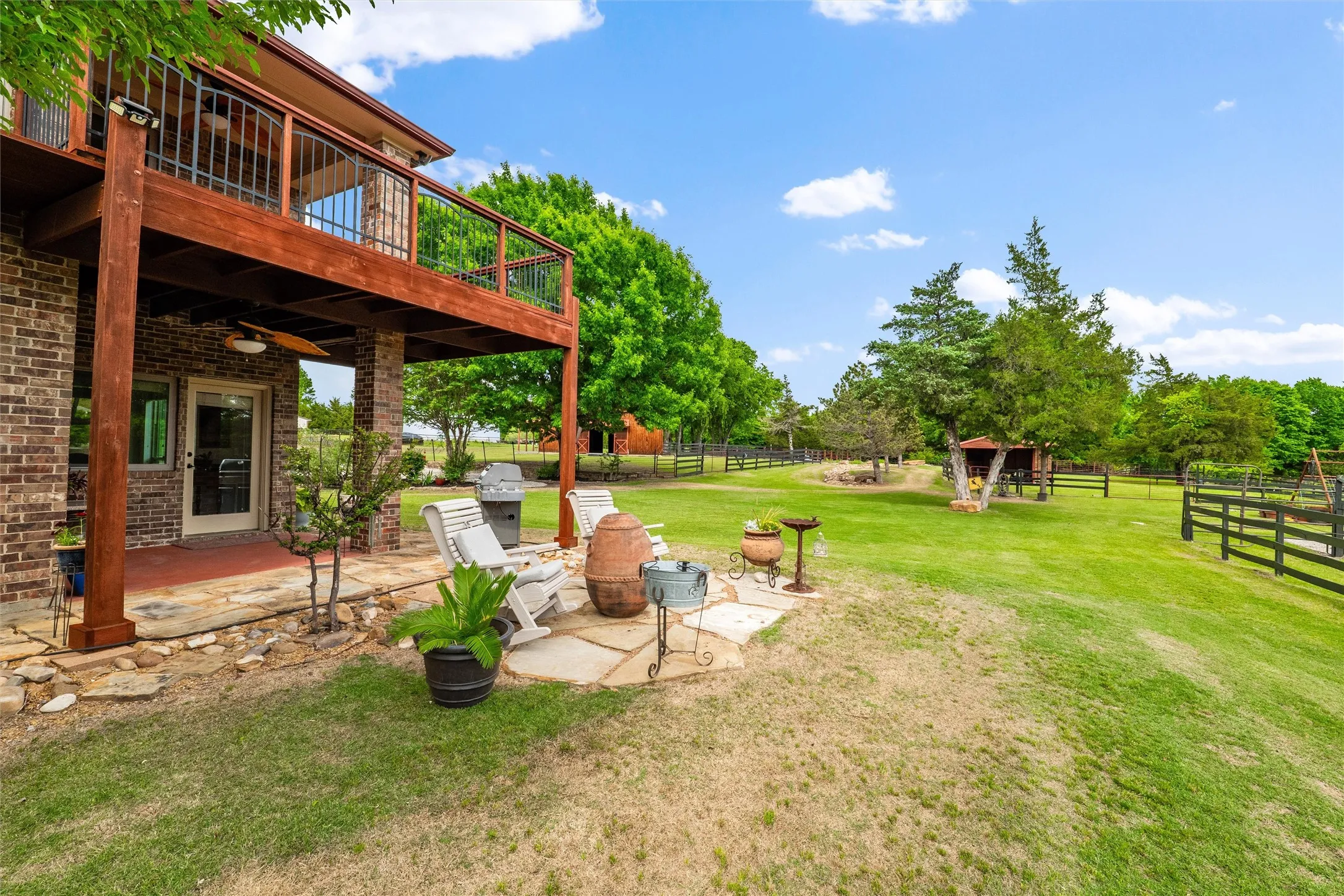 Single Family Residence For Sale in Collin County , 1820 Winningkoff Road, Lucas, Texas 75002, 4 Bedroom, 3 Bathroom, 3 Garage spaces, 3,987 Sqft, built in 1993, mls#21349126, Real Estate Agent in Lucas, Homes For Sale in Collin county, Homes For Sale in Lucas, Realtor in Lucas Texas, Real Estate Brokerage Independent Realty Texas, Luminita Cordes Realtor