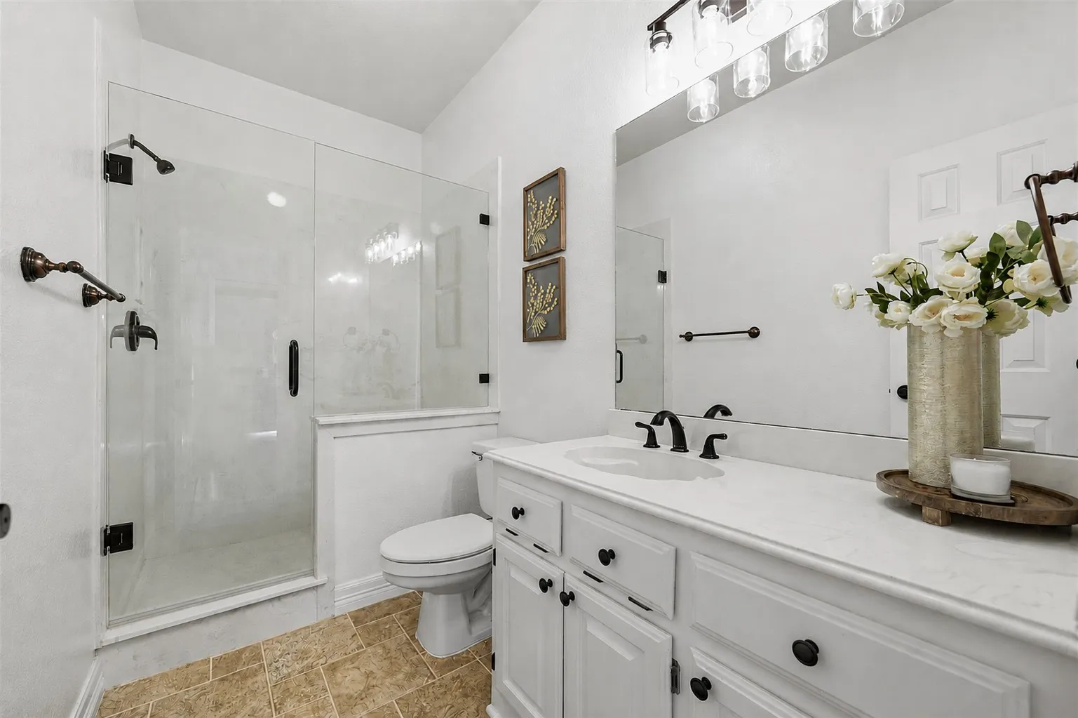 Single Family Residence For Sale in Collin County , 1820 Winningkoff Road, Lucas, Texas 75002, 4 Bedroom, 3 Bathroom, 3 Garage spaces, 3,987 Sqft, built in 1993, mls#21349126, Real Estate Agent in Lucas, Homes For Sale in Collin county, Homes For Sale in Lucas, Realtor in Lucas Texas, Real Estate Brokerage Independent Realty Texas, Luminita Cordes Realtor