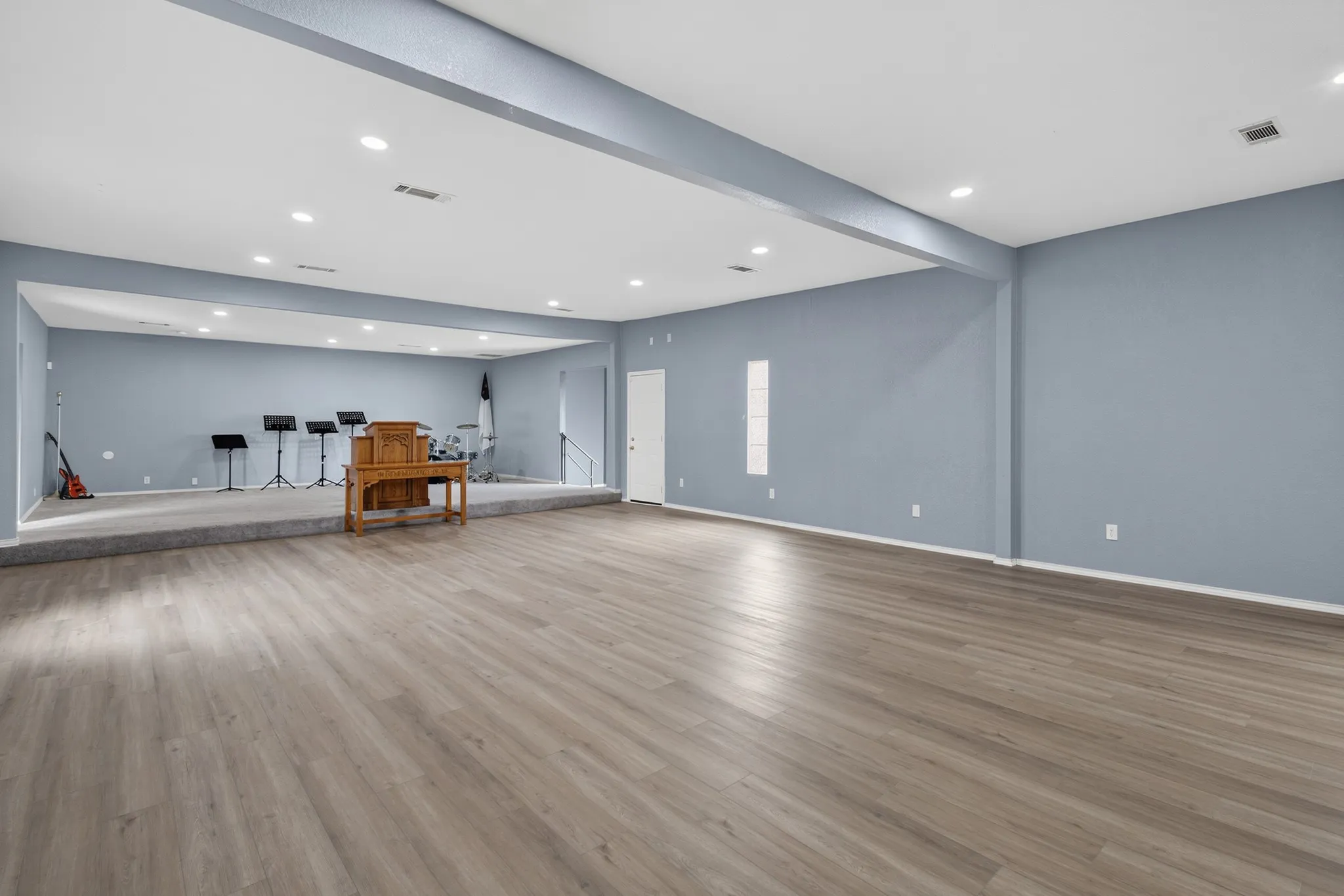 Business For Sale in Dallas County , 1905 El Paso Street, Grand Prairie, Texas 75051, 0, 0, Garage spaces, 0 Sqft, built in 1960, Price $425,000, mls#21349497, Real Estate Agent in Grand Prairie, Homes For Sale in Dallas county, Homes For Sale in Grand Prairie, Realtor in Grand Prairie Texas, Real Estate Brokerage Independent Realty Texas, Luminita Cordes Realtor