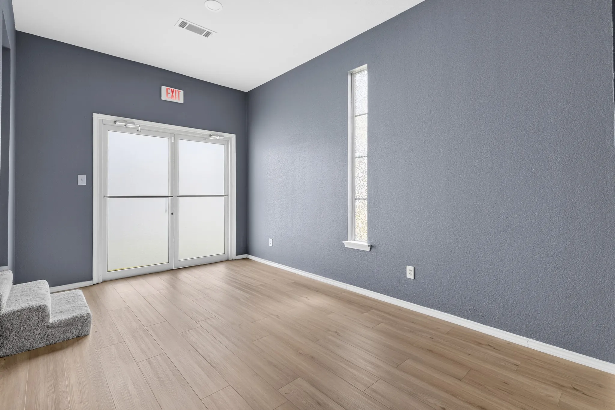 Business For Sale in Dallas County , 1905 El Paso Street, Grand Prairie, Texas 75051, 0, 0, Garage spaces, 0 Sqft, built in 1960, Price $425,000, mls#21349497, Real Estate Agent in Grand Prairie, Homes For Sale in Dallas county, Homes For Sale in Grand Prairie, Realtor in Grand Prairie Texas, Real Estate Brokerage Independent Realty Texas, Luminita Cordes Realtor