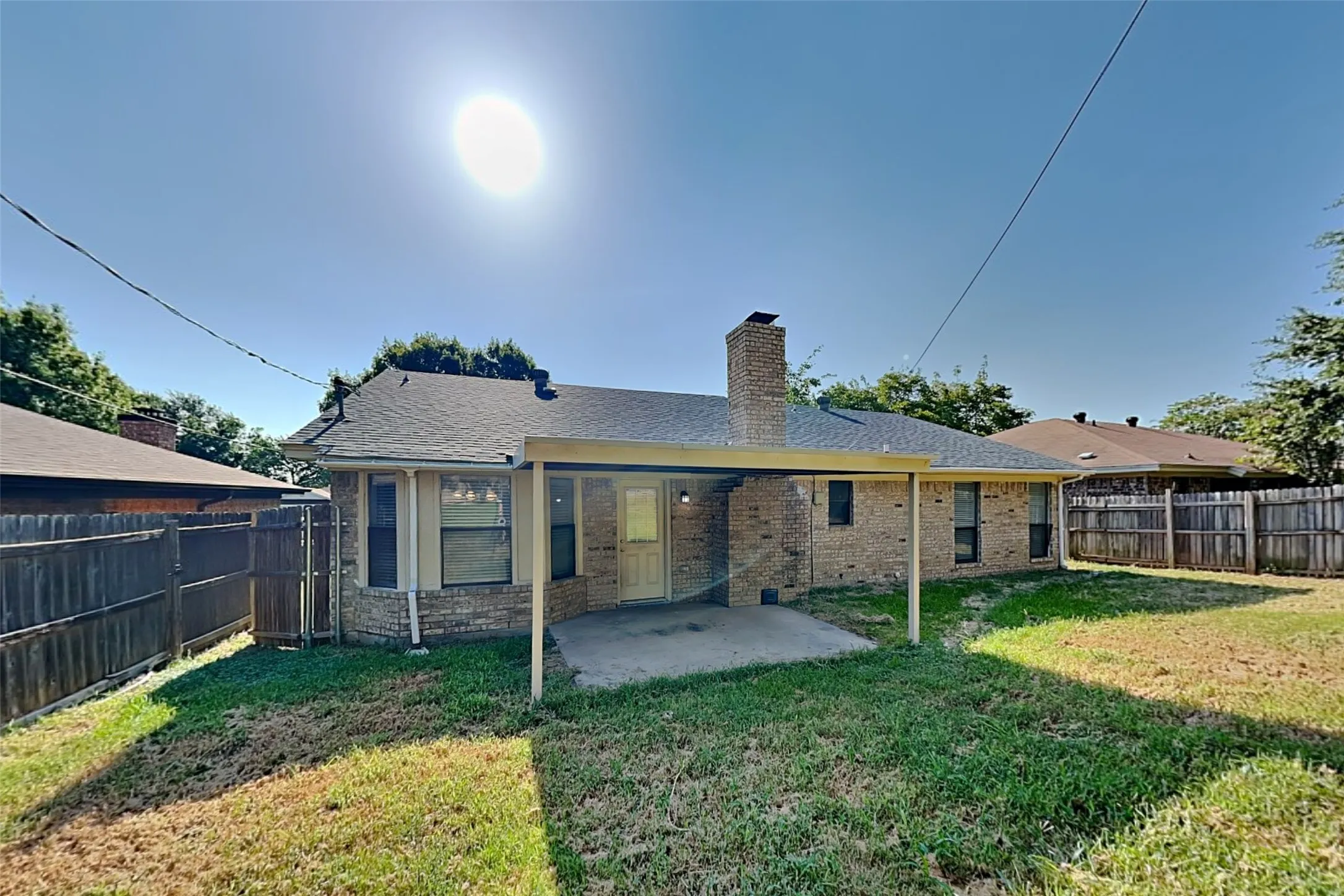 Single Family Residence For Rent in Tarrant County , 6625 Constitution Drive, Watauga, Texas 76148, 3 Bedroom, 2 Bathroom, 2 Garage spaces, 1,449 Sqft, built in 1985, mls#21349495, Real Estate Agent in Watauga, Homes For Rent in Tarrant county, Homes For Rent in Watauga, Realtor in Watauga Texas, Real Estate Brokerage Independent Realty Texas, Luminita Cordes Realtor
