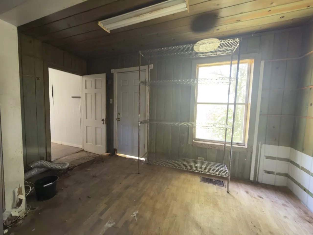 Single Family Residence For Sale in Hunt County , 2309 Mayo Street, Commerce, Texas 75428, 4 Bedroom, 3 Bathroom, 2 Garage spaces, 2,392 Sqft, built in 1959, mls#21349471, Real Estate Agent in Commerce, Homes For Sale in Hunt county, Homes For Sale in Commerce, Realtor in Commerce Texas, Real Estate Brokerage Independent Realty Texas, Luminita Cordes Realtor
