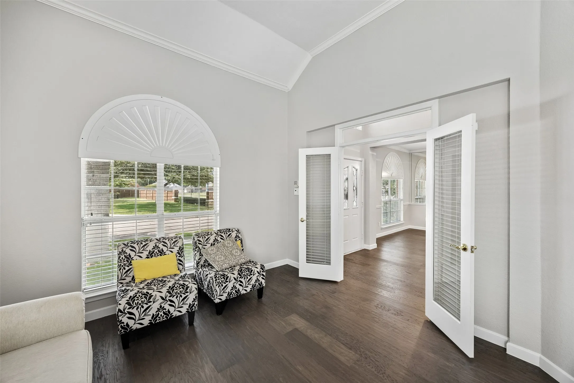 Single Family Residence For Rent in Collin County , 8408 Kenning Court, Plano, Texas 75024, 4 Bedroom, 3 Bathroom, 3 Garage spaces, 3,211 Sqft, built in 1996, mls#21347206, Real Estate Agent in Plano, Homes For Rent in Collin county, Homes For Rent in Plano, Realtor in Plano Texas, Real Estate Brokerage Independent Realty Texas, Luminita Cordes Realtor