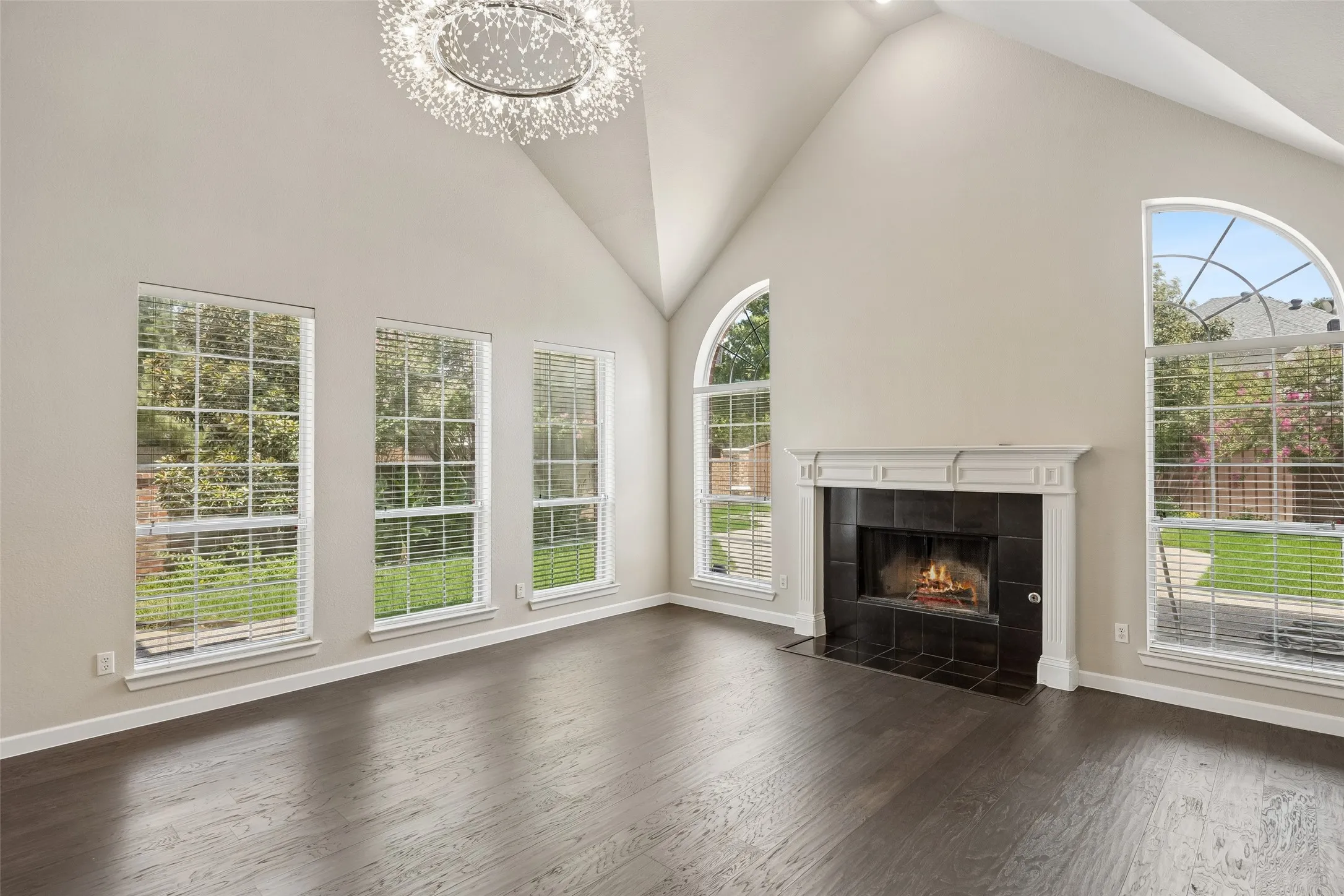 Single Family Residence For Rent in Collin County , 8408 Kenning Court, Plano, Texas 75024, 4 Bedroom, 3 Bathroom, 3 Garage spaces, 3,211 Sqft, built in 1996, mls#21347206, Real Estate Agent in Plano, Homes For Rent in Collin county, Homes For Rent in Plano, Realtor in Plano Texas, Real Estate Brokerage Independent Realty Texas, Luminita Cordes Realtor