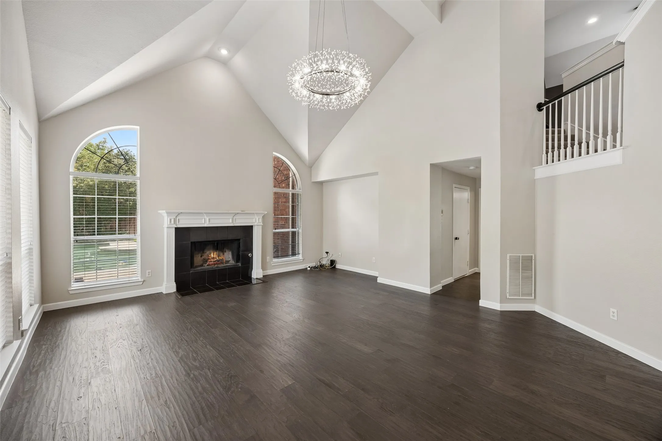 Single Family Residence For Rent in Collin County , 8408 Kenning Court, Plano, Texas 75024, 4 Bedroom, 3 Bathroom, 3 Garage spaces, 3,211 Sqft, built in 1996, mls#21347206, Real Estate Agent in Plano, Homes For Rent in Collin county, Homes For Rent in Plano, Realtor in Plano Texas, Real Estate Brokerage Independent Realty Texas, Luminita Cordes Realtor